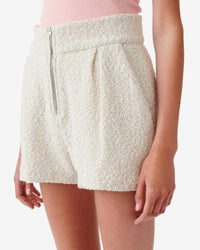 Teddi pleated shorts - Putty