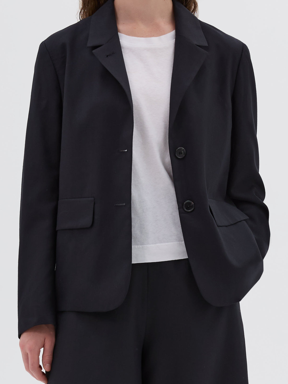 Blazer à poches à rabat en laine - Navy