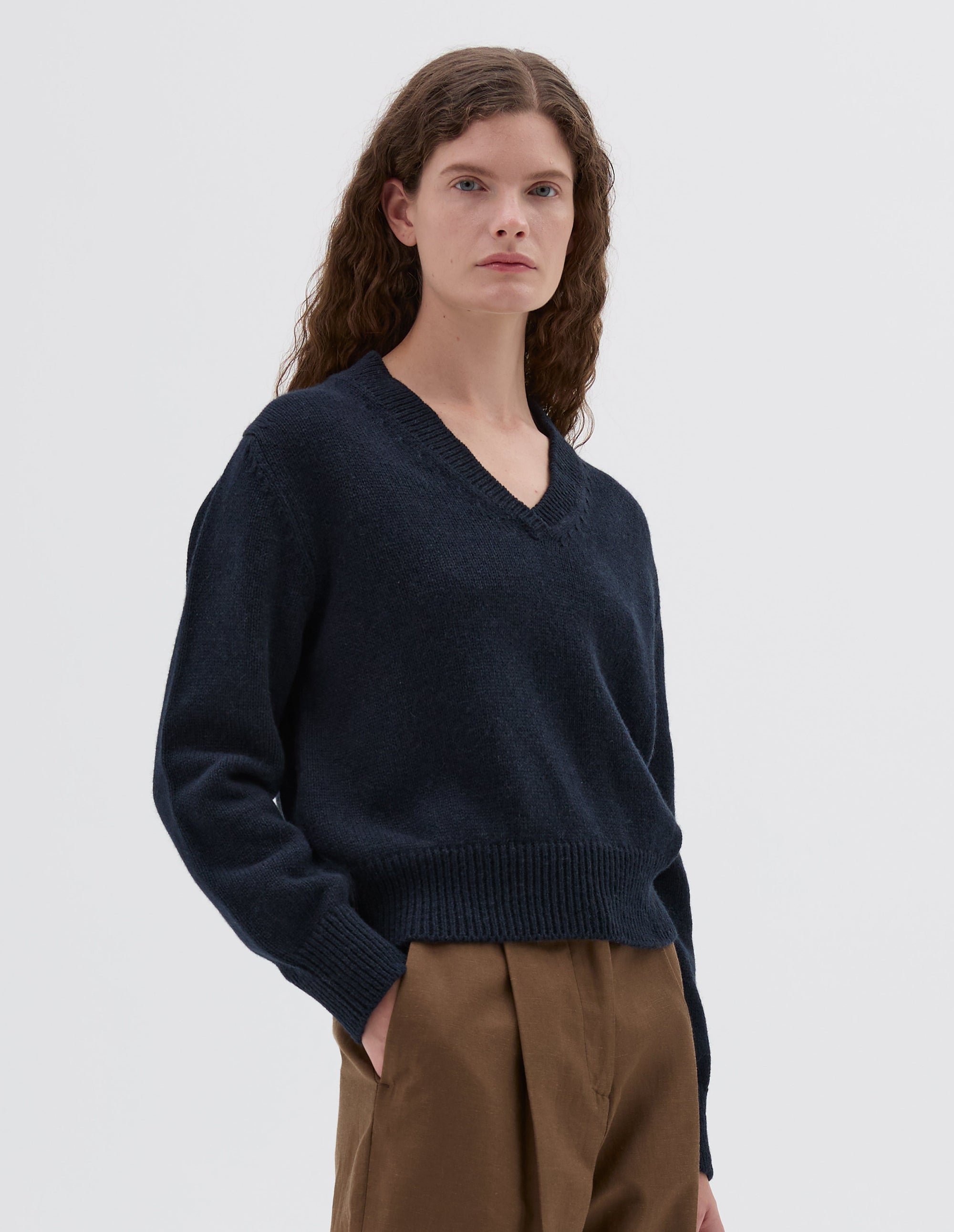 Pull col V fuselé - Navy