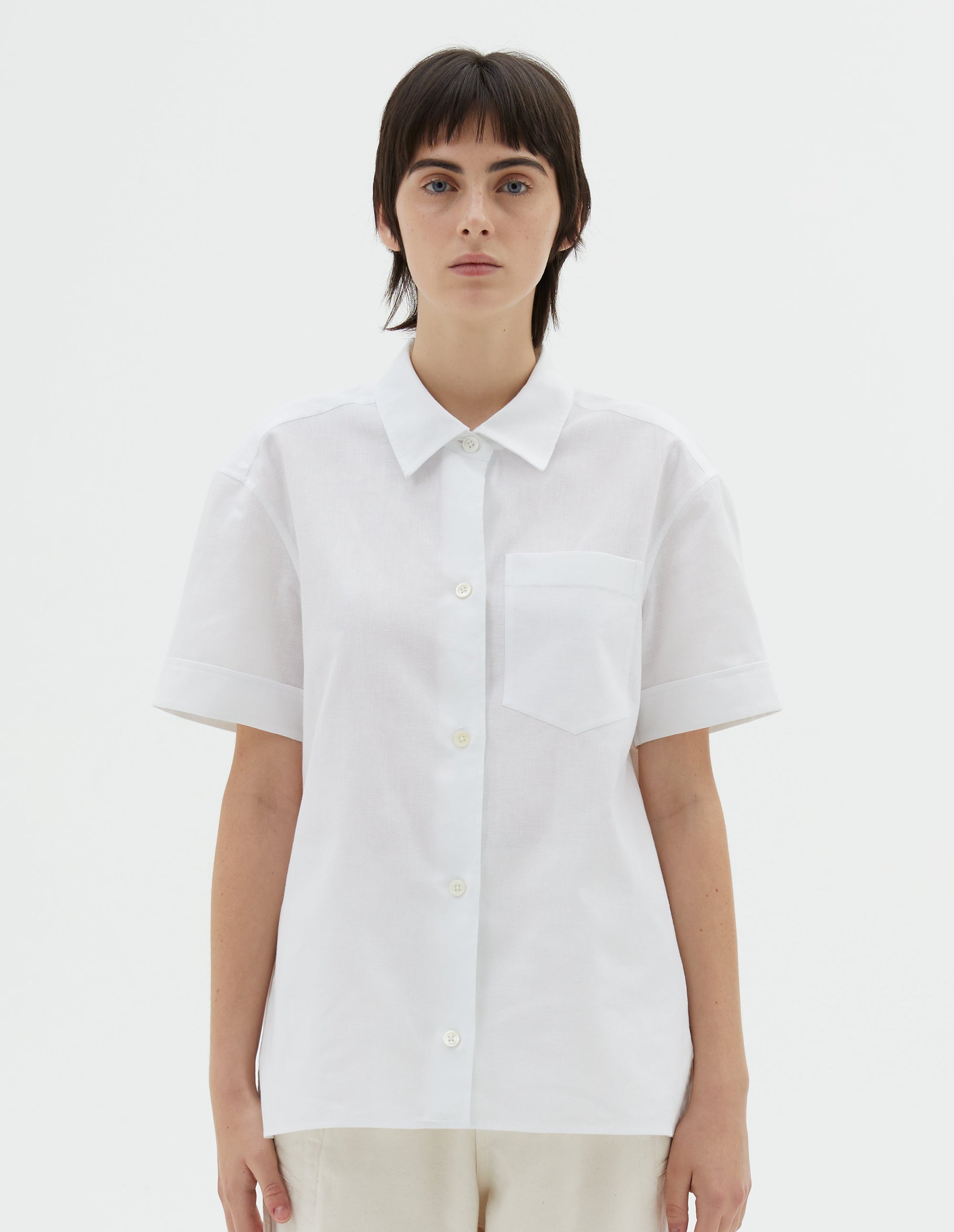 Chemise manches courtes à poche - White