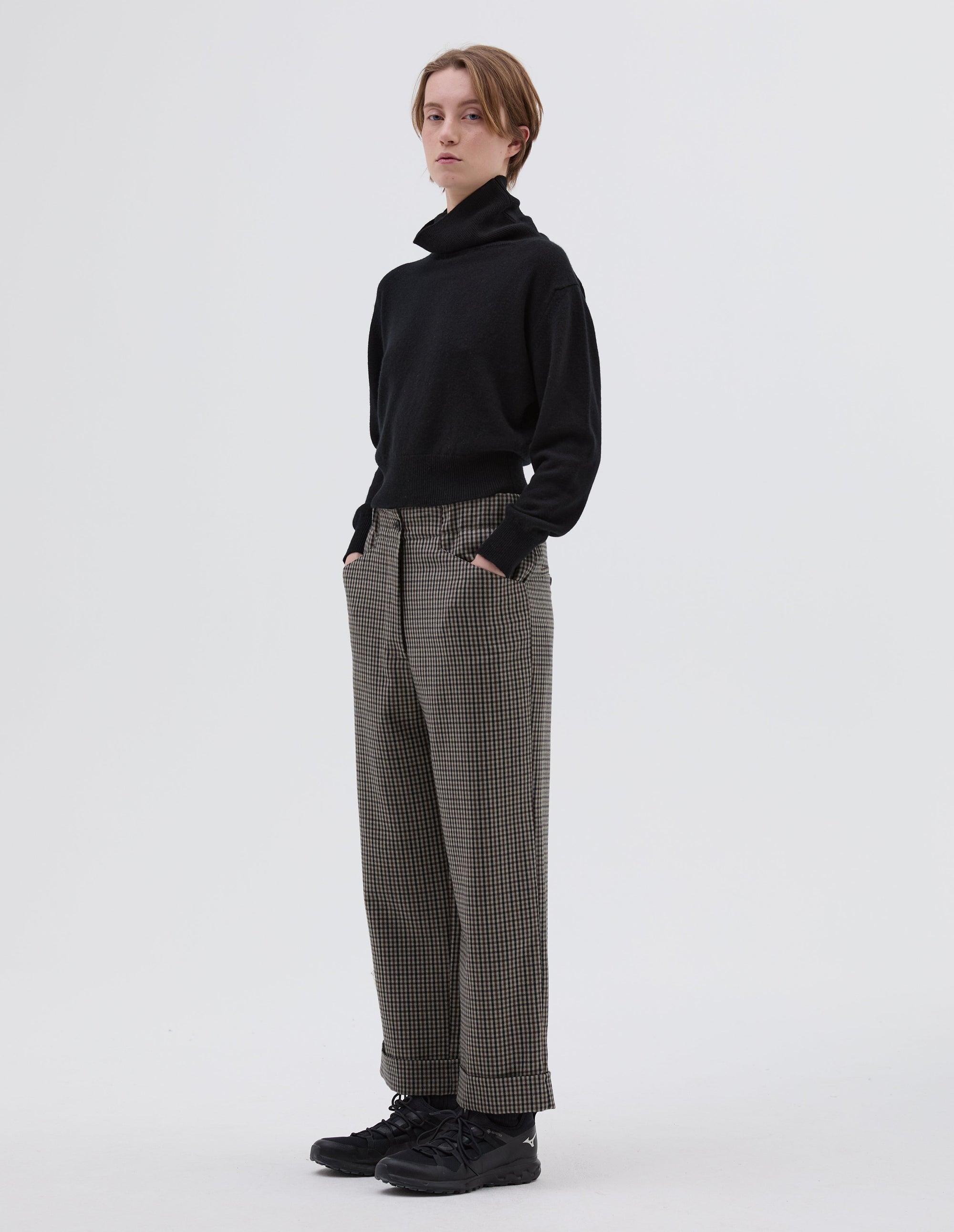 Pantalon court coupe décontractée - Black & Brown