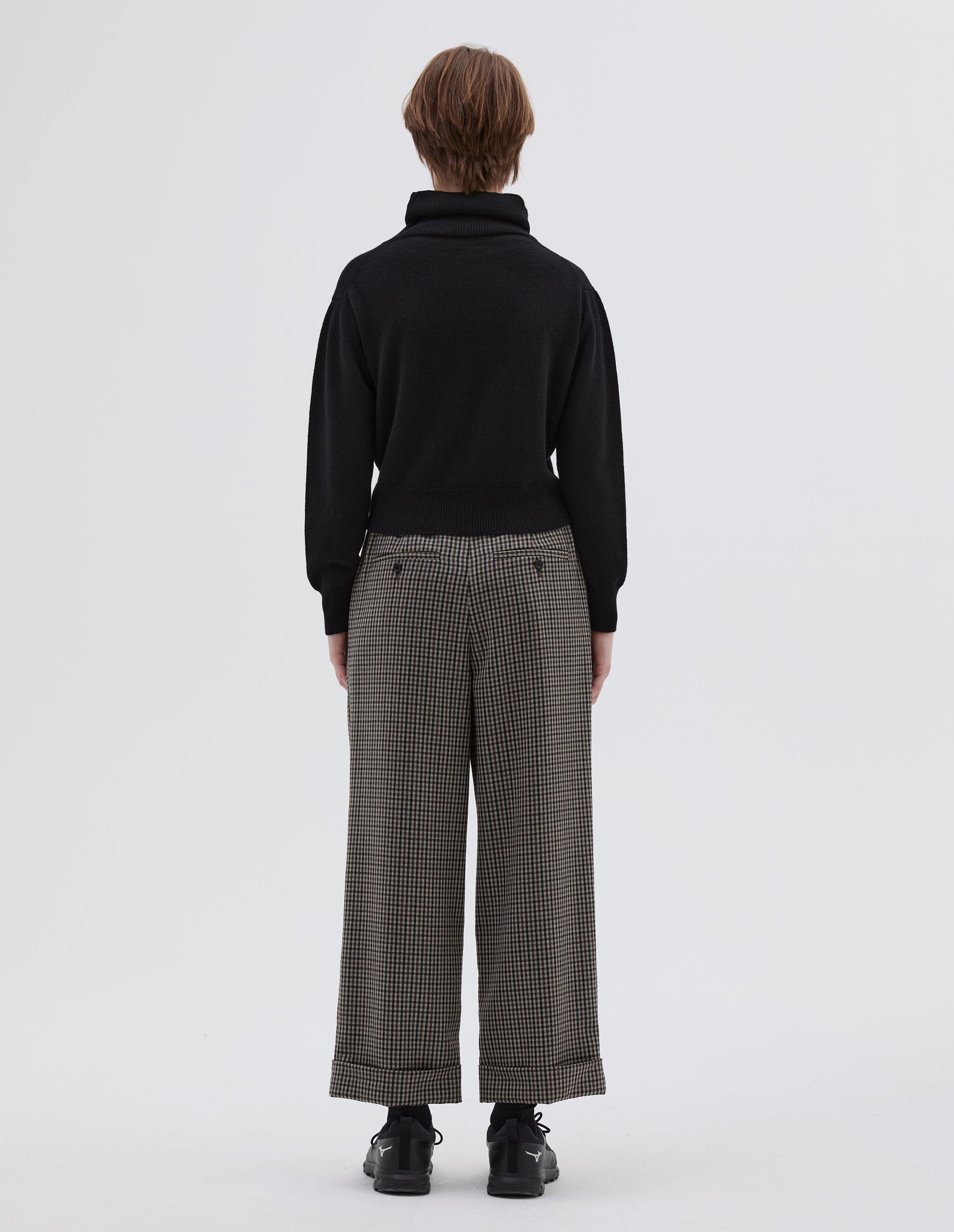 Pantalon court coupe décontractée - Black & Brown
