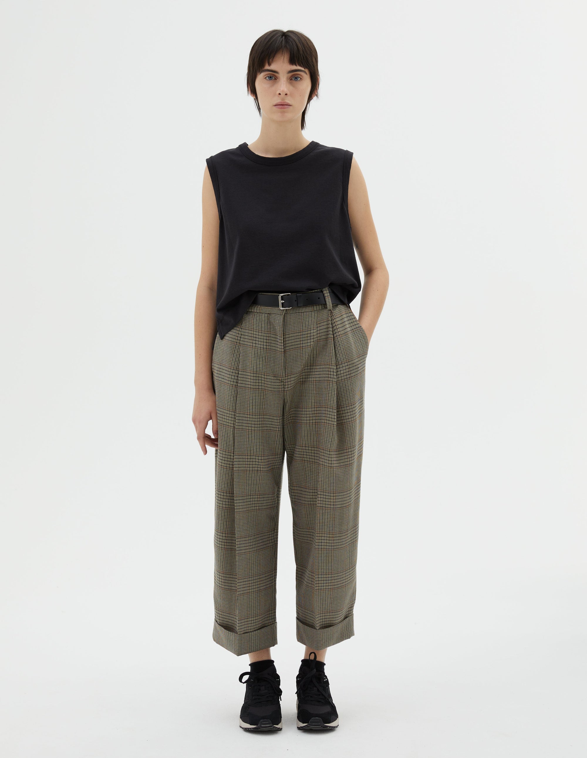 Pantalon à plis profonds - Black & Khaki