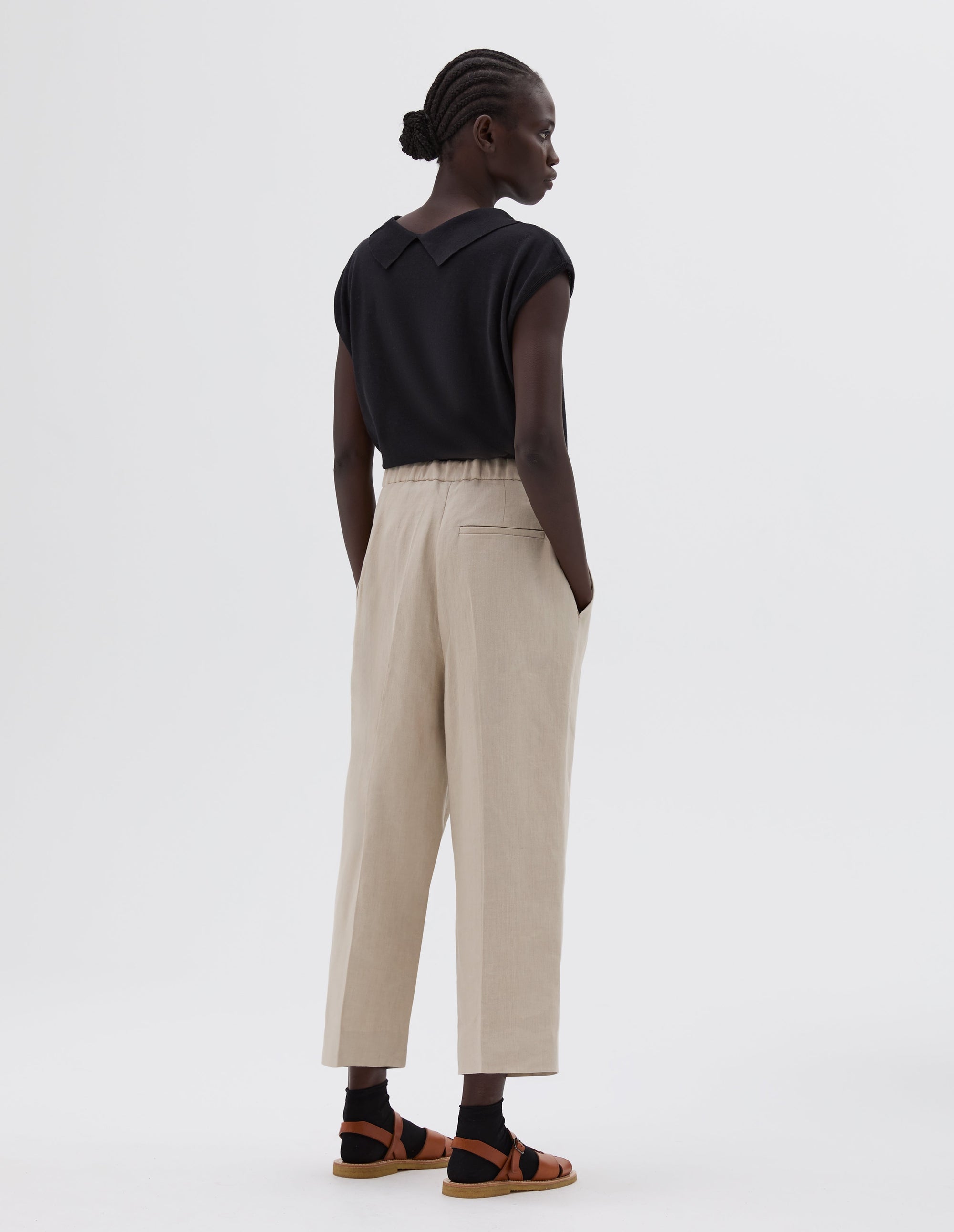 Pantalon court à plis sur le devant - Beige