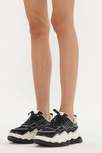 Wave Leather Sneakers - Black & White
