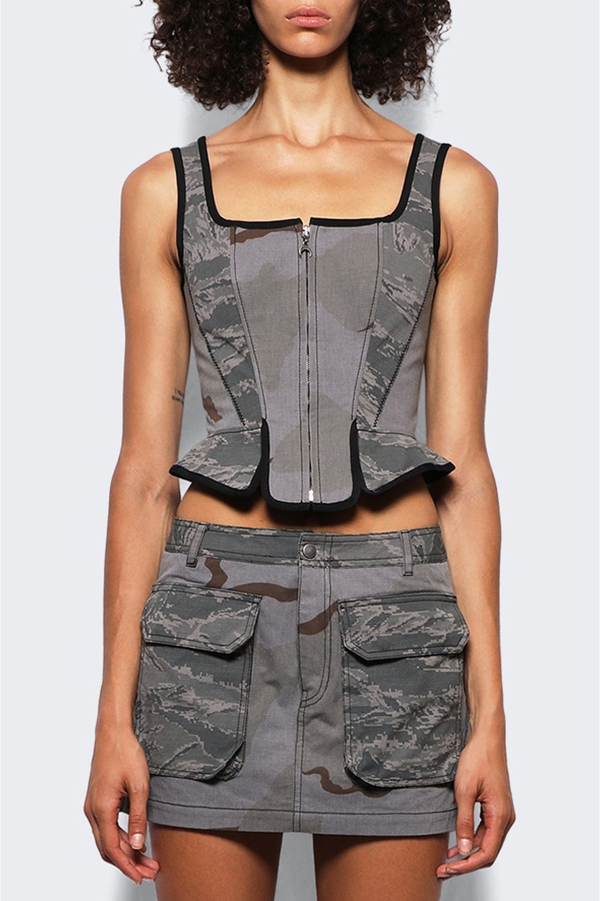 PRIX MARQUE : 190€_Dark Grey Top - Dark Grey