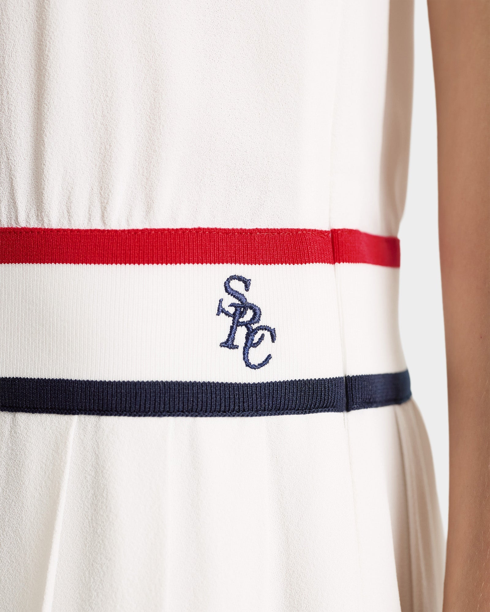 Robe courte SRC sans manches plissée - White & Navy & Red