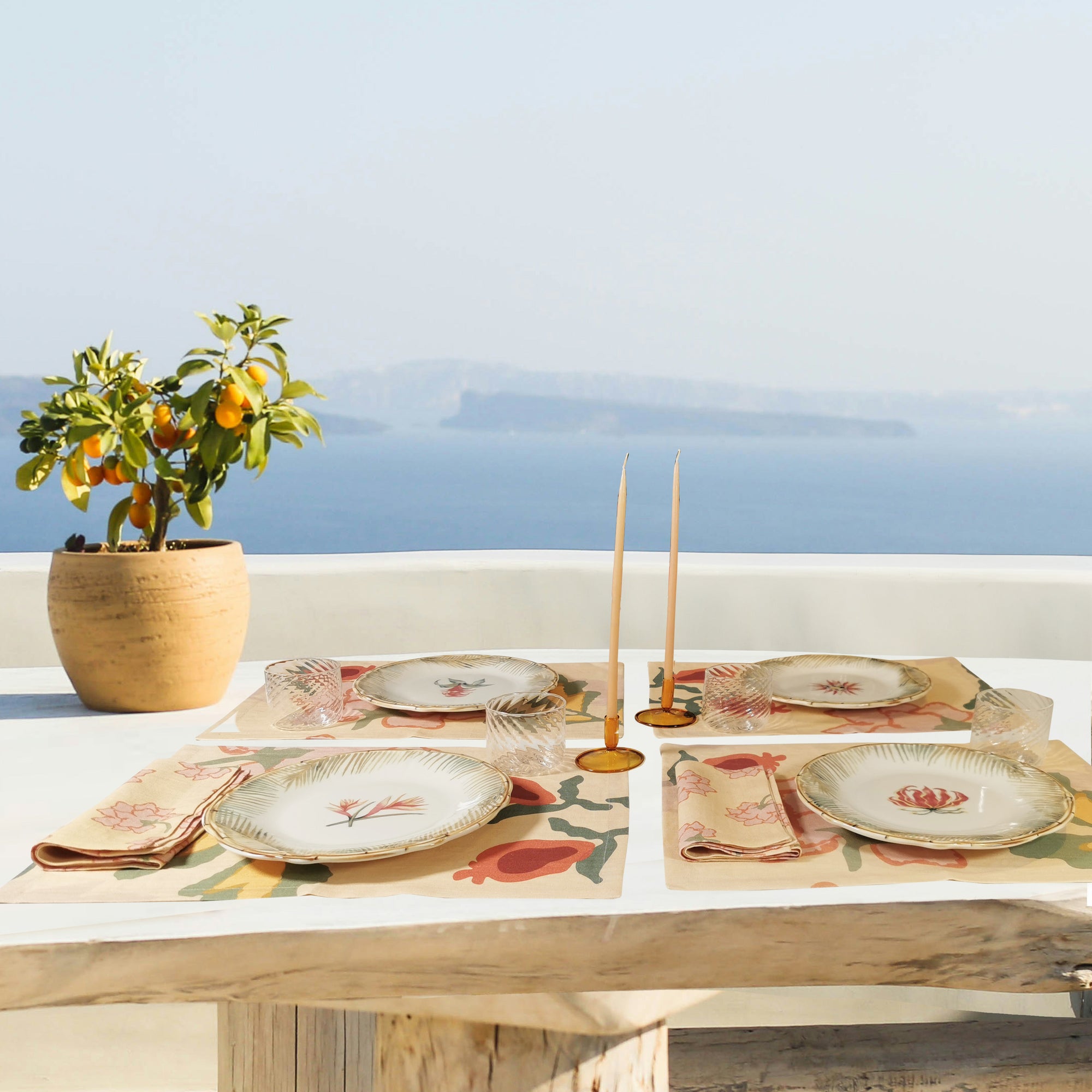 4 Tables Prêt-à-Poser - 4