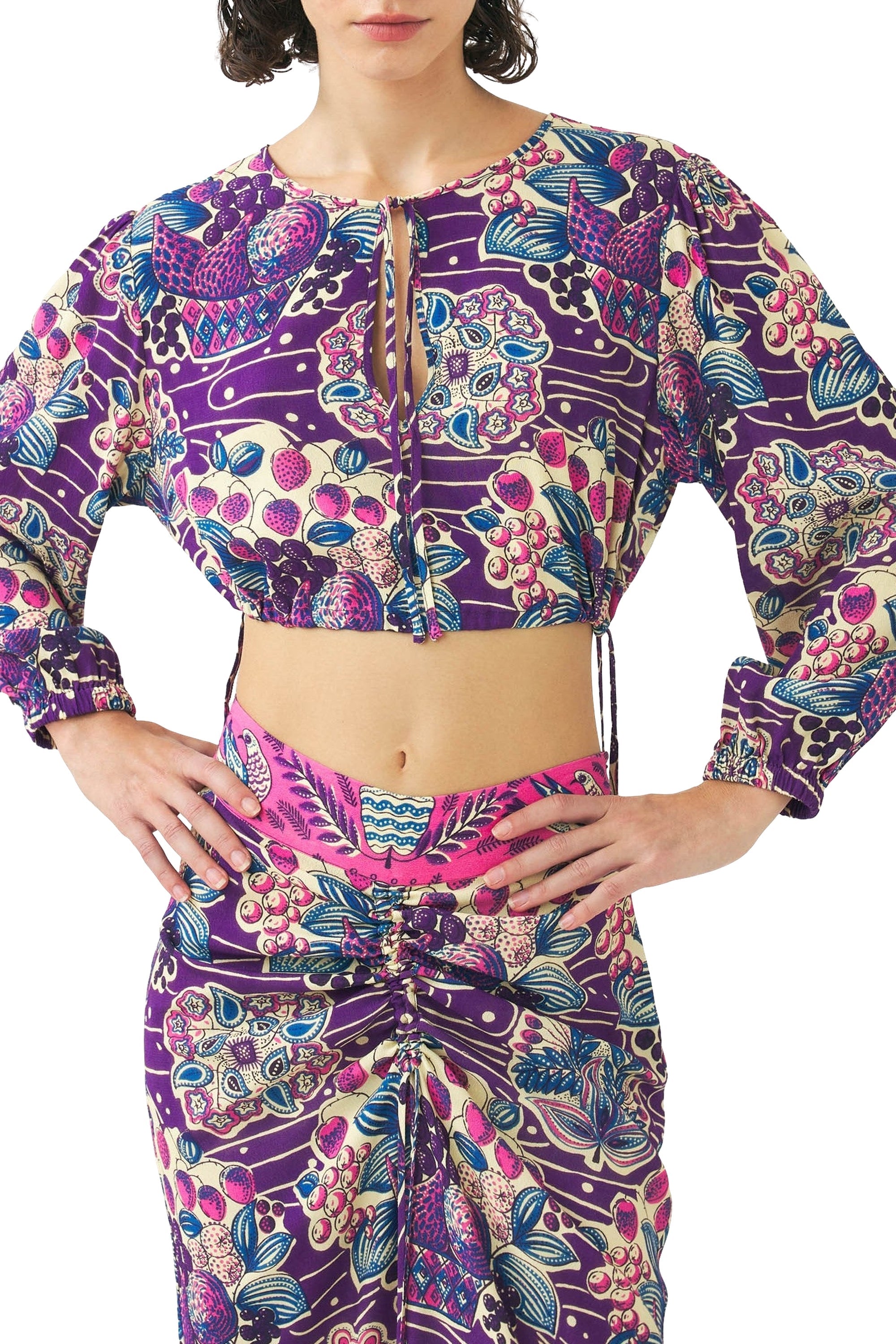 MULTICO YSEE CROPPED TOP