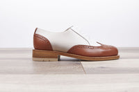 17qty NEW / Richelieu ZINNIA SEQUOIA / PURECALF CUIR - Gold