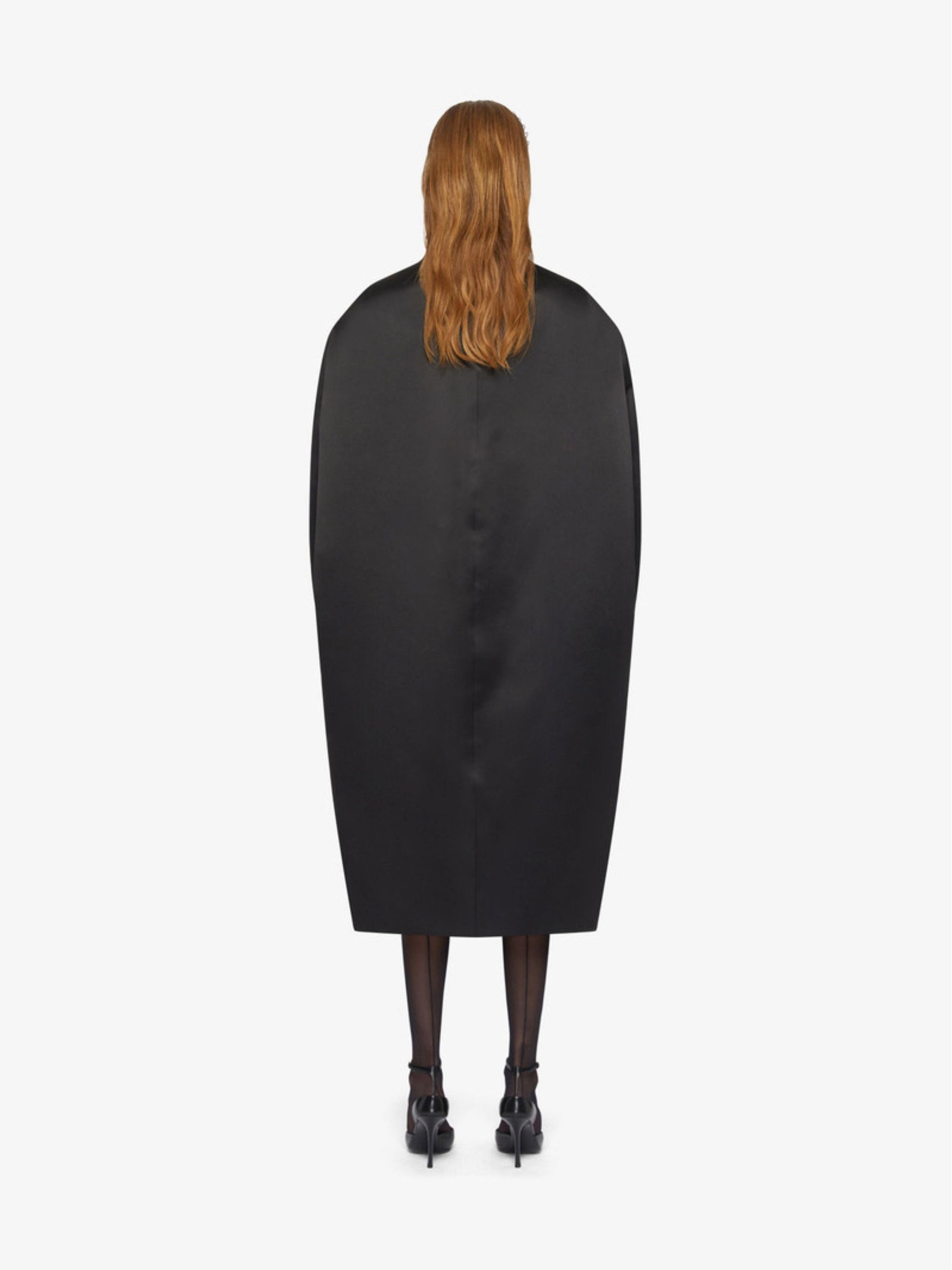 OVERSIZED COCCON COAT W/ SLEEVES