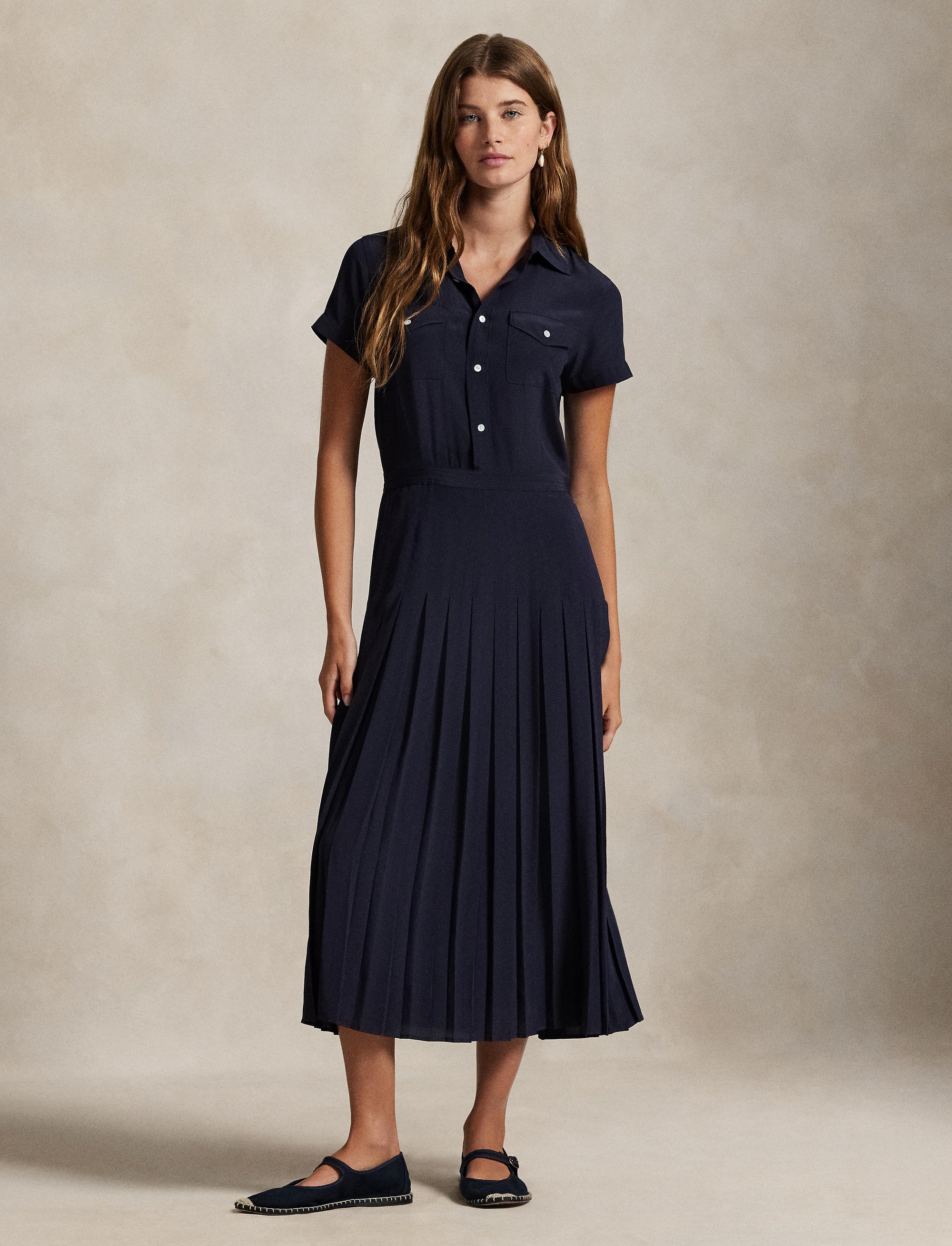 Robe-chemise plissée en crêpe de soie - Ink