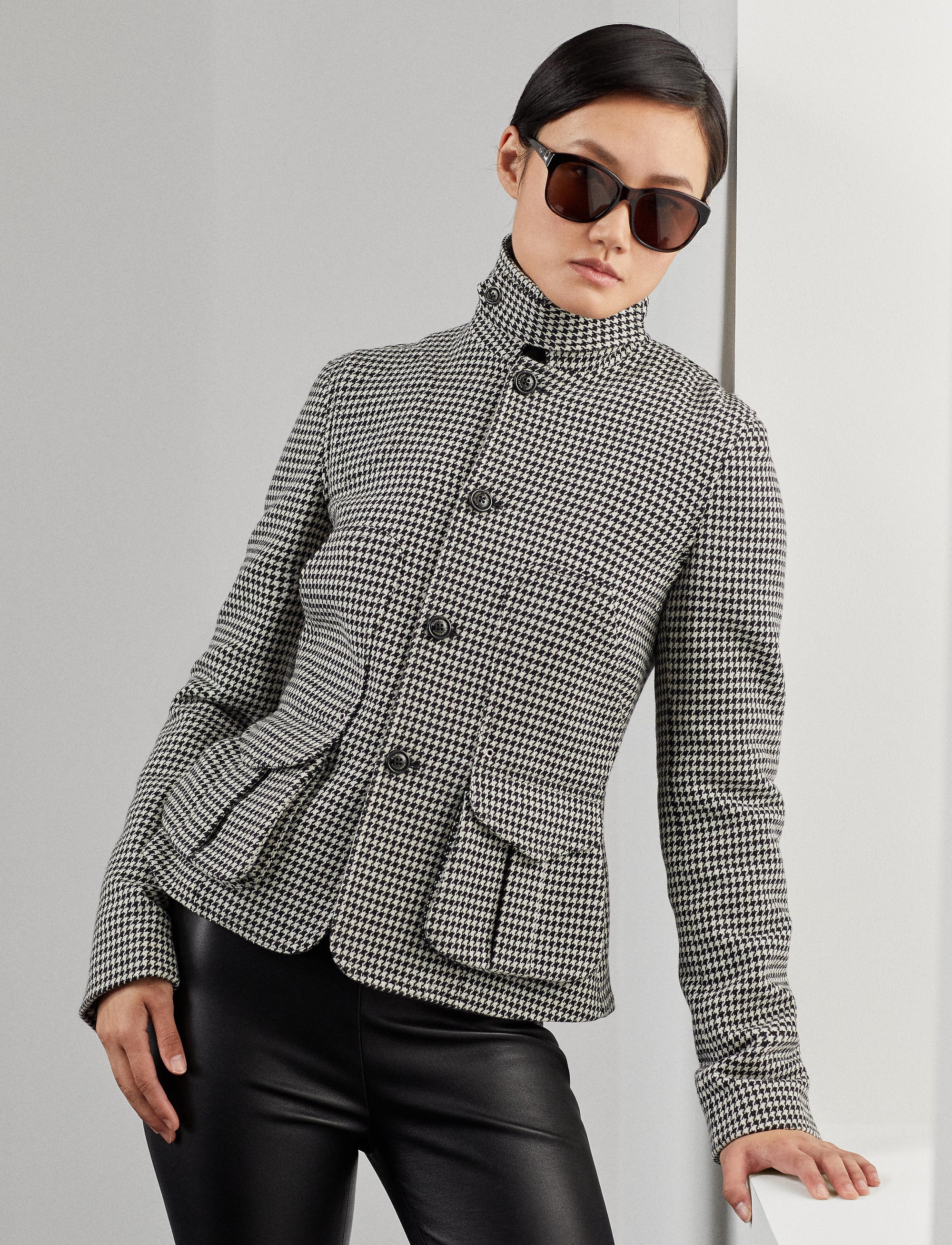 2pcs / NEW // BLACK/CREAM BLAZER NO SUBCLASS CARTWRIGHT