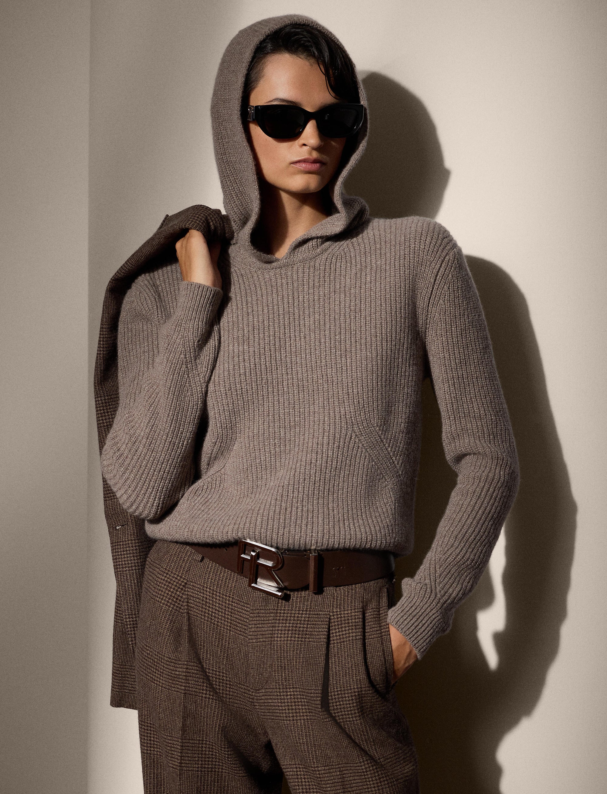 Wool and cashmere blend ribbed hoodie - Light Truffle Melange