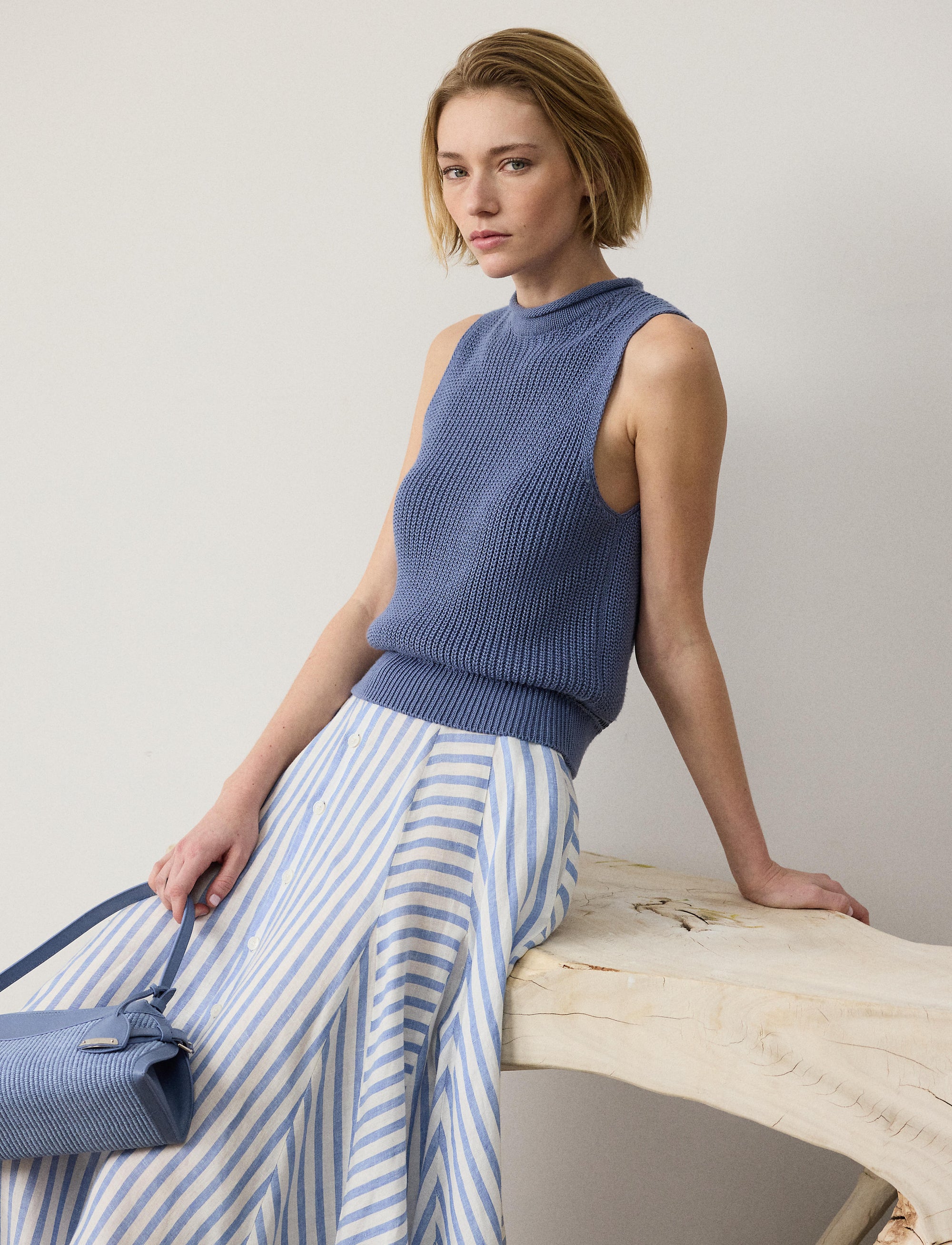 Pull col roulé roulé sans manches en jersey de soie - Cornflower