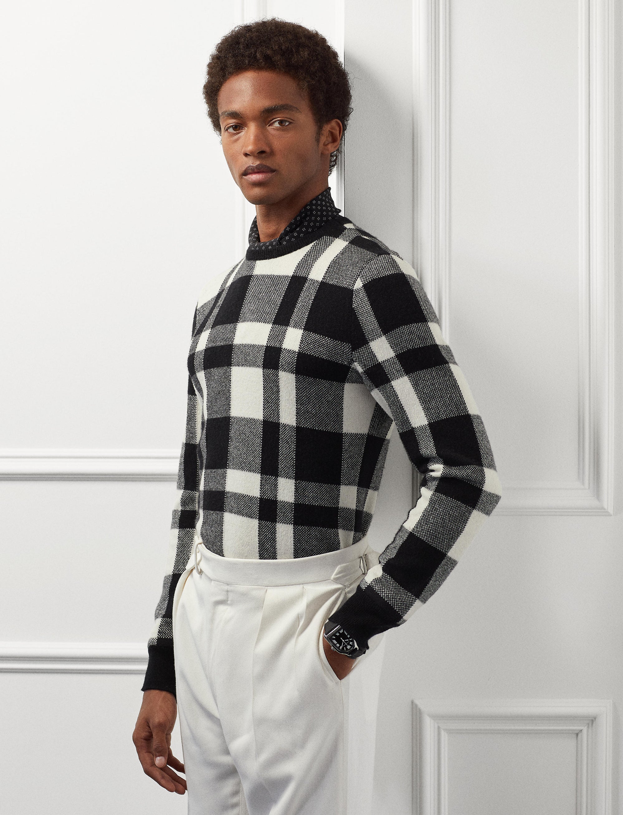 Pull en cachemire écossais - Classic Black With Lux Cream