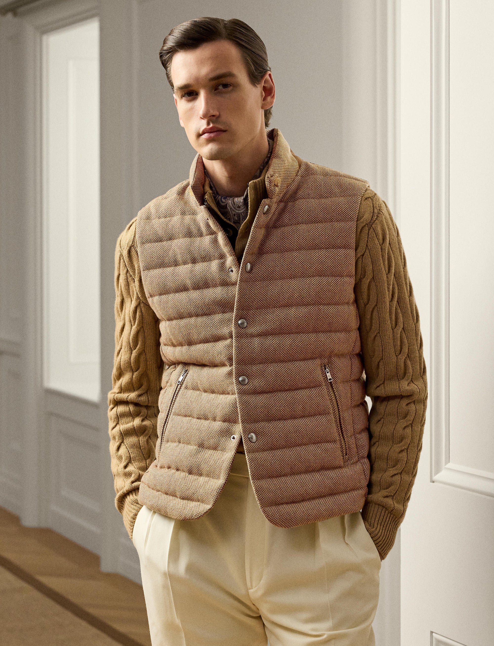 Gilet matelassé en laine et lin mélangé - Tan & Brown