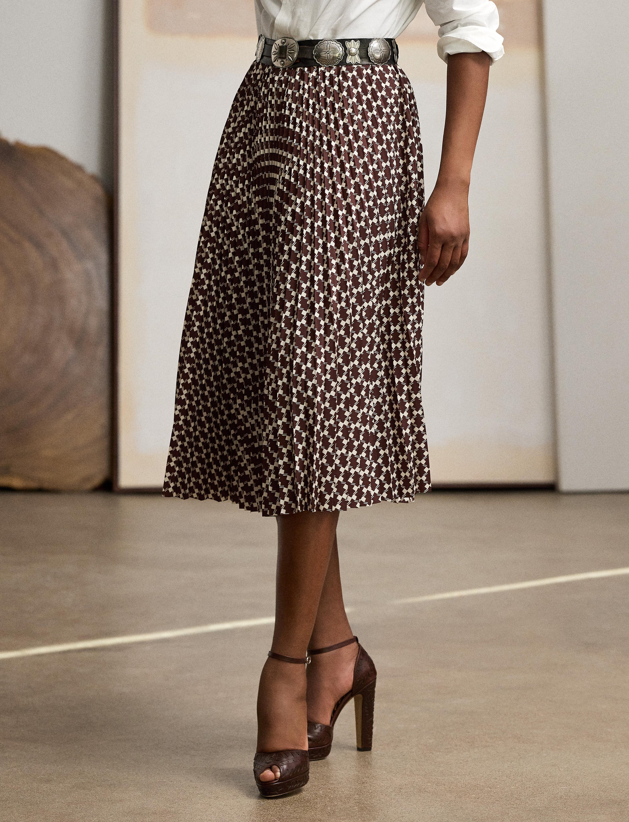 Trivelas pleated skirt with taffeta pattern - Mocha & Lux Cream