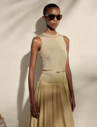 Pull ceinturé sans manches  en soie - Lux Tan