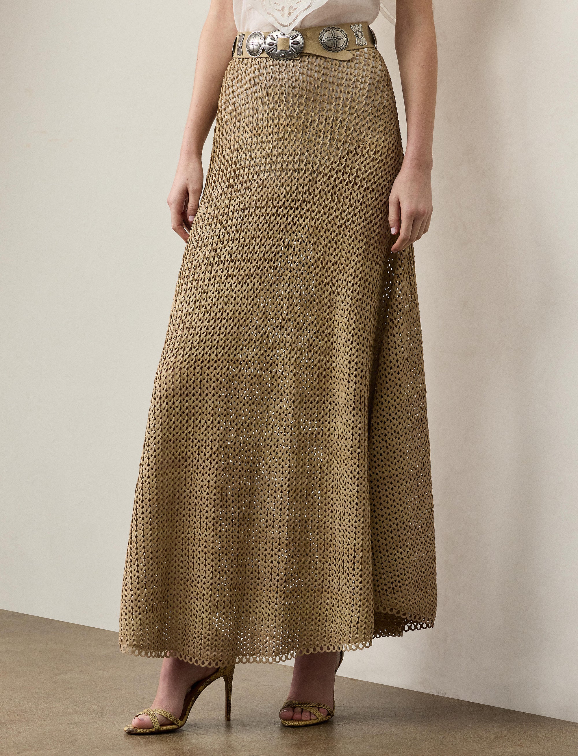 Robe Leanne évasée à taille marquée en cuir - Sable clair