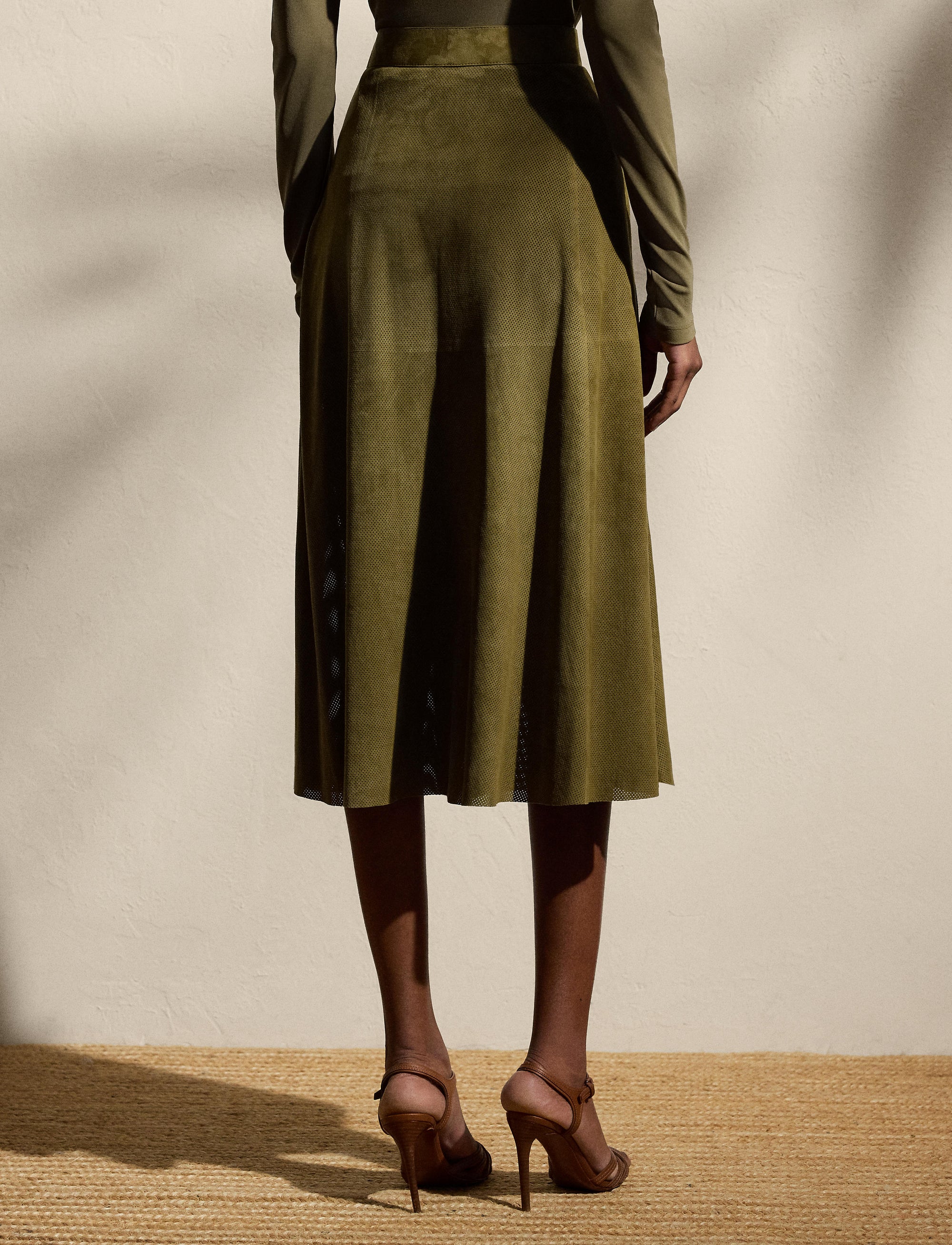 Jupe Kensley perforée en cuir - Moss