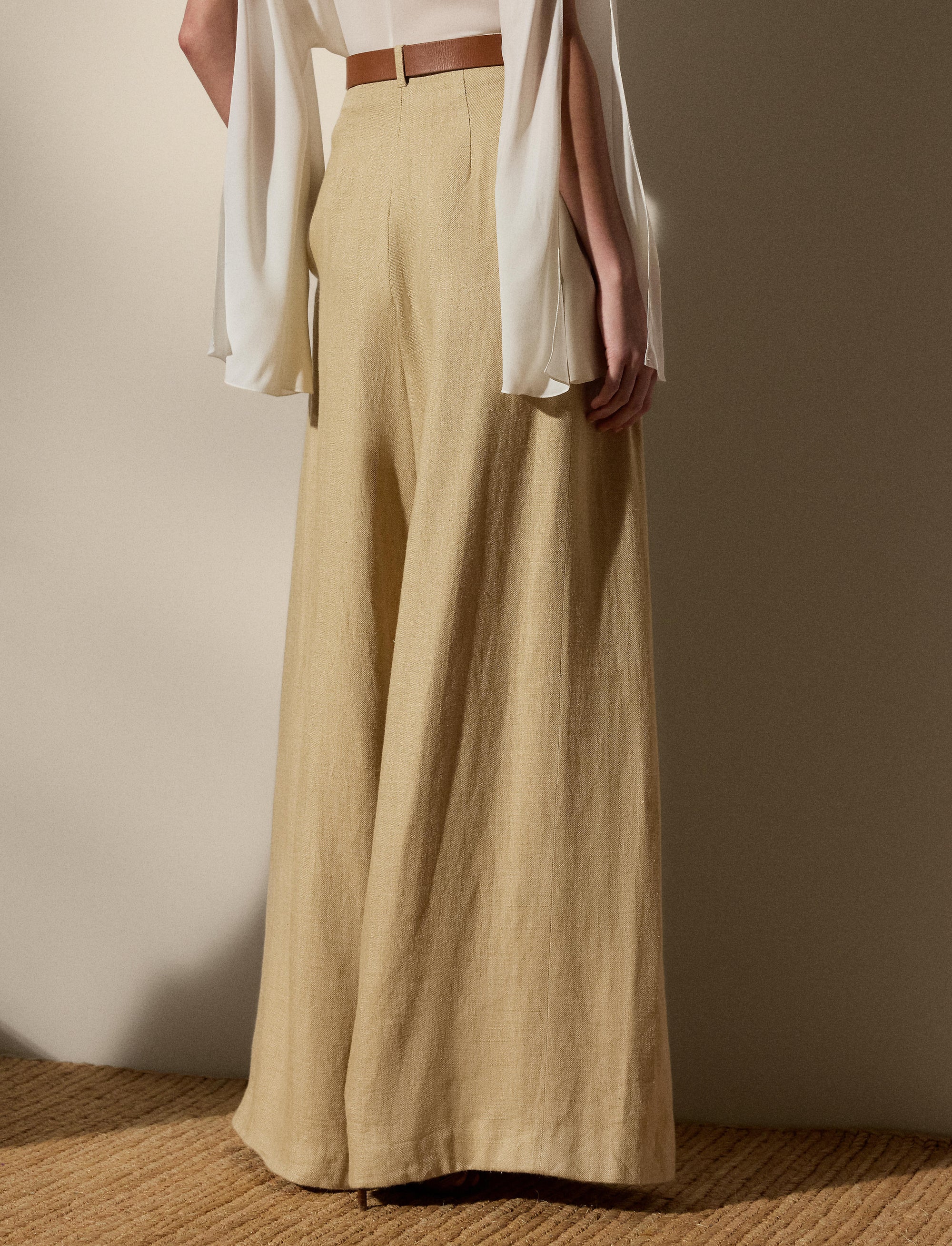Greer silk twill and linen blend trousers with darts - Lux Tan