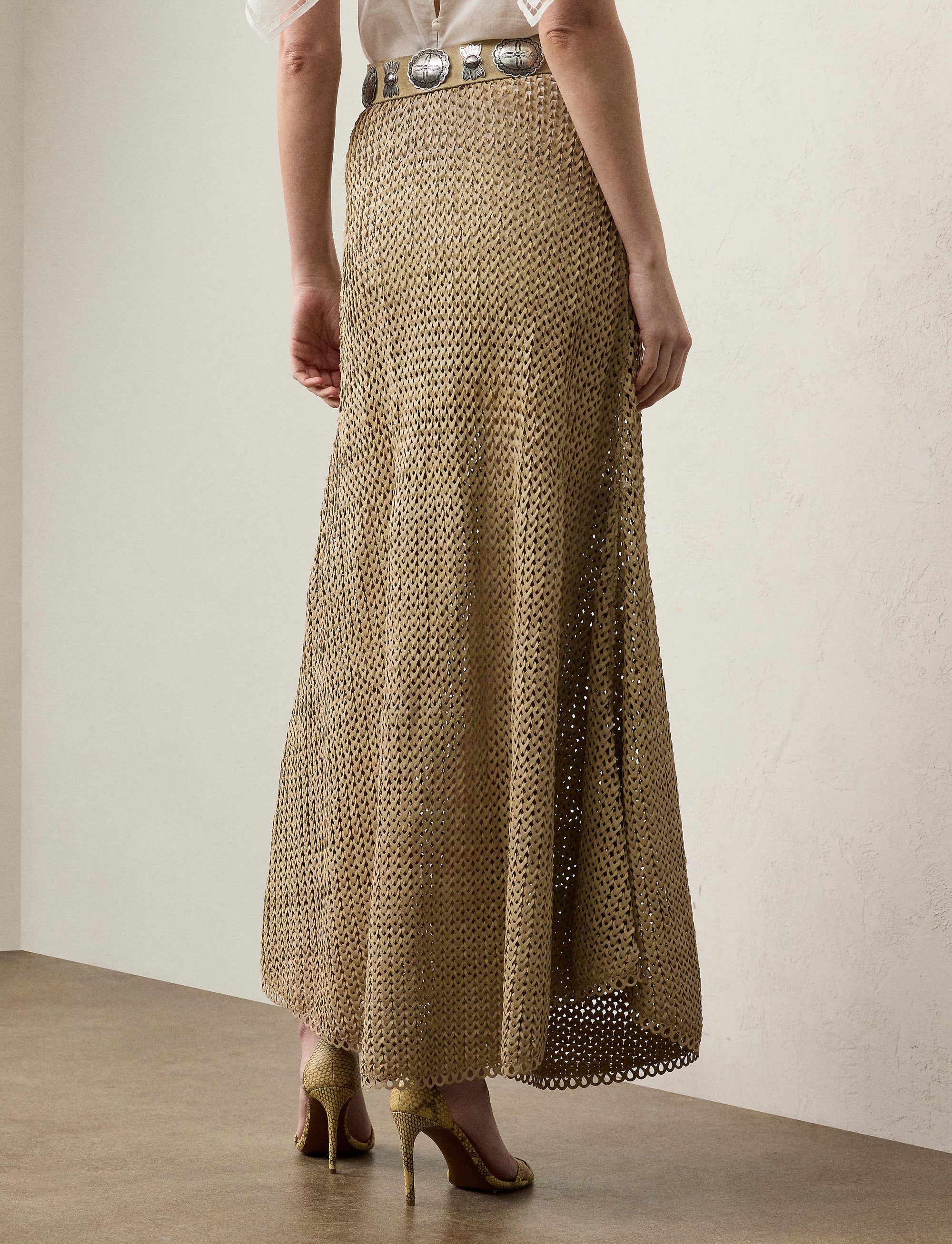 Robe Leanne évasée à taille marquée en cuir - Sable clair
