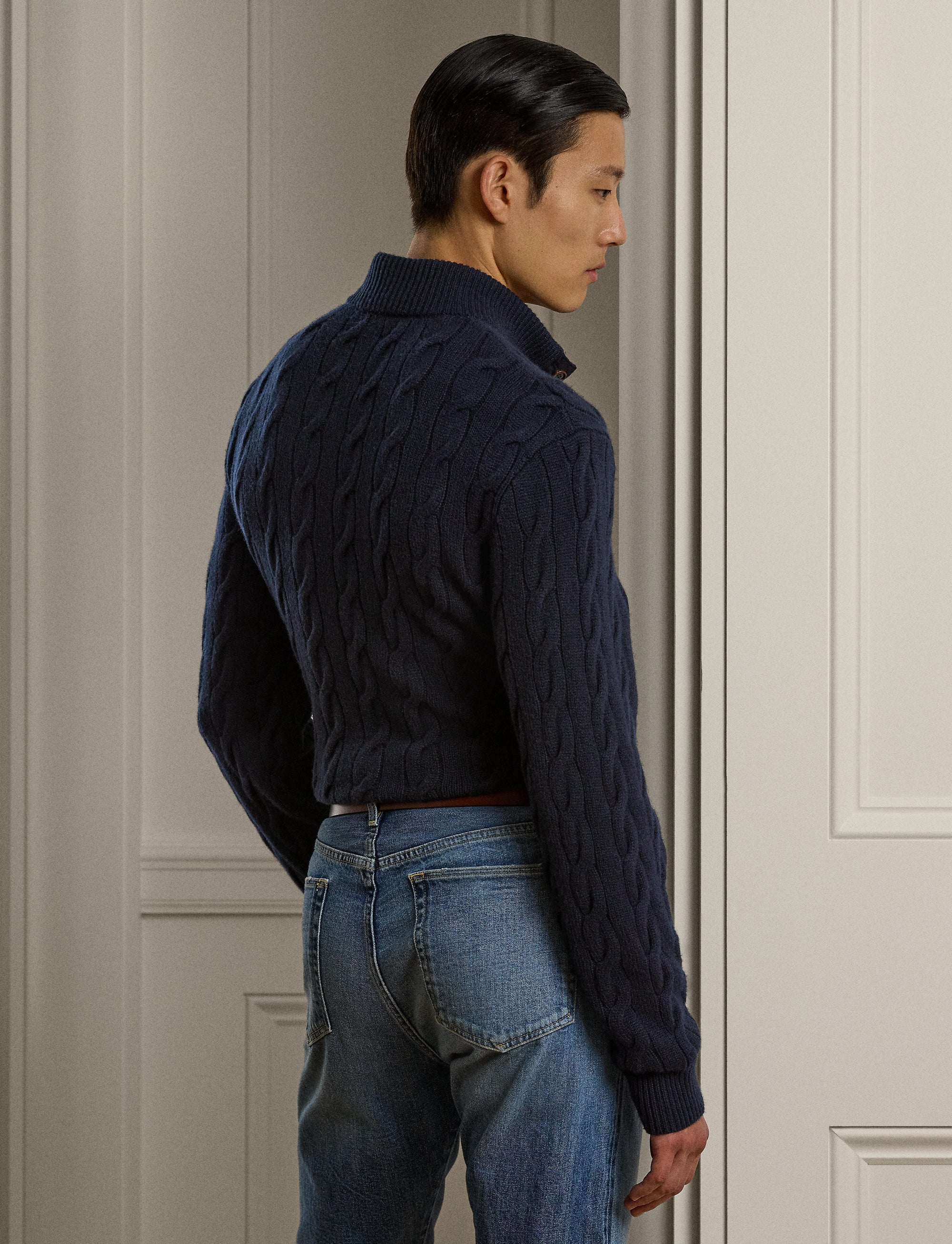 Pull torsadé à col cheminée en cachemire - Classic Chairman Navy