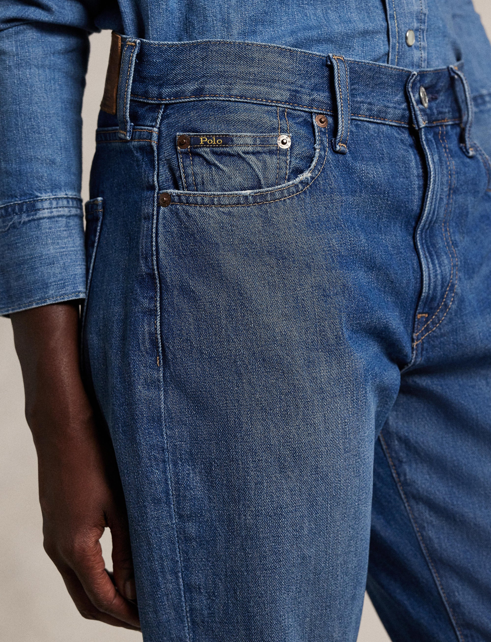 Slim tapered jeans - Eldir Wash