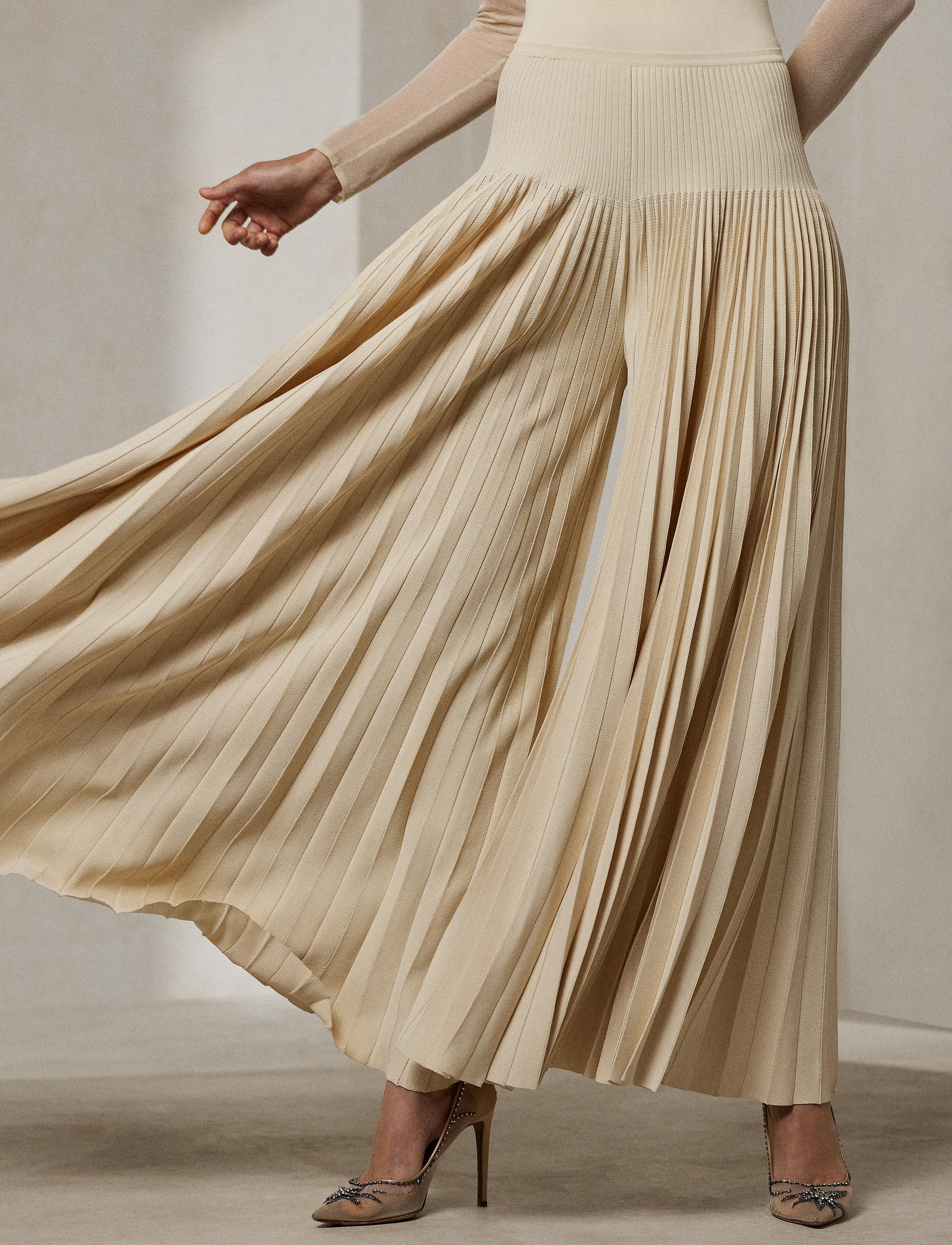 Opaque-transparent pleated jumpsuit - Butter