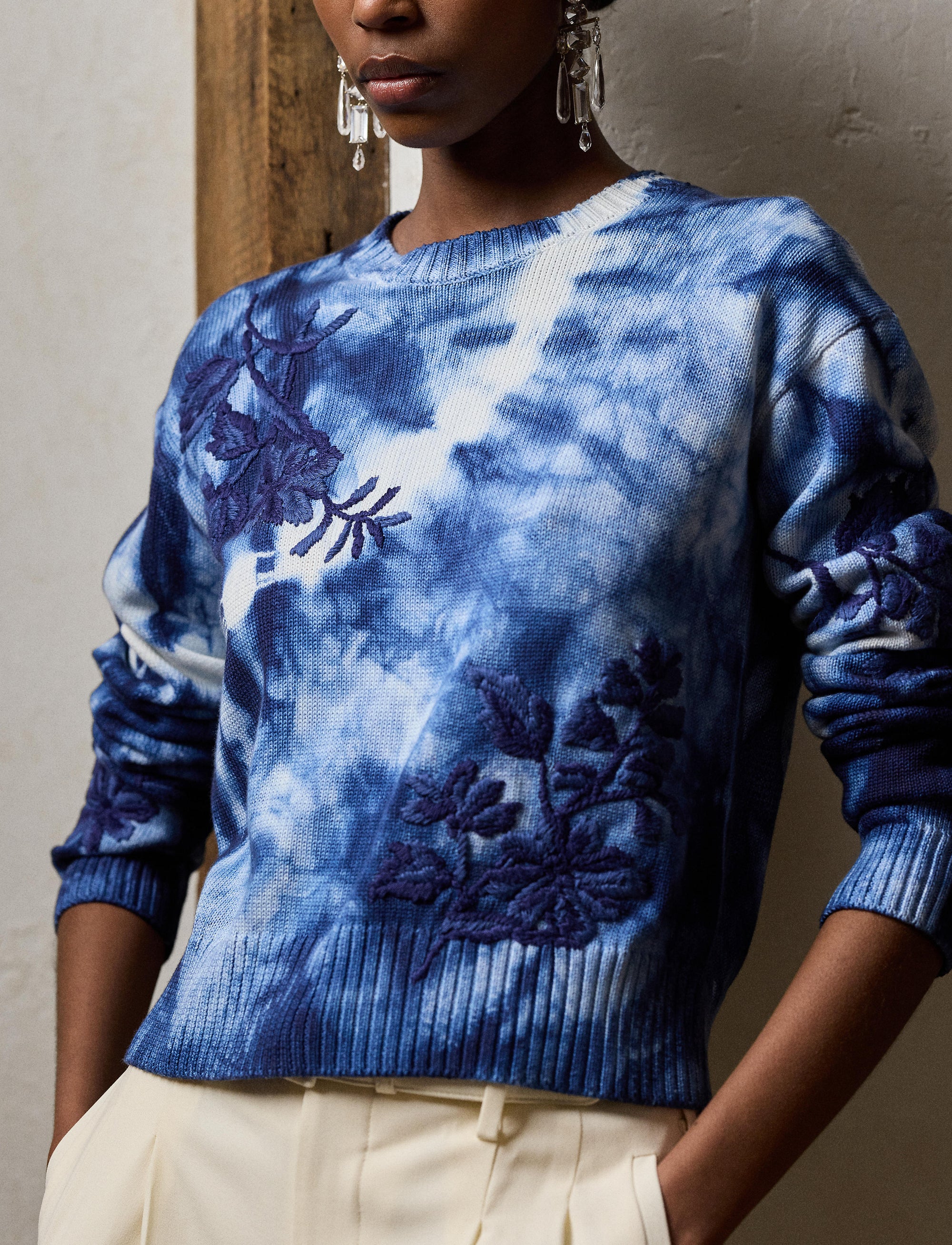 Pull à col rond décoré à motif tie-dye - Navy Multi