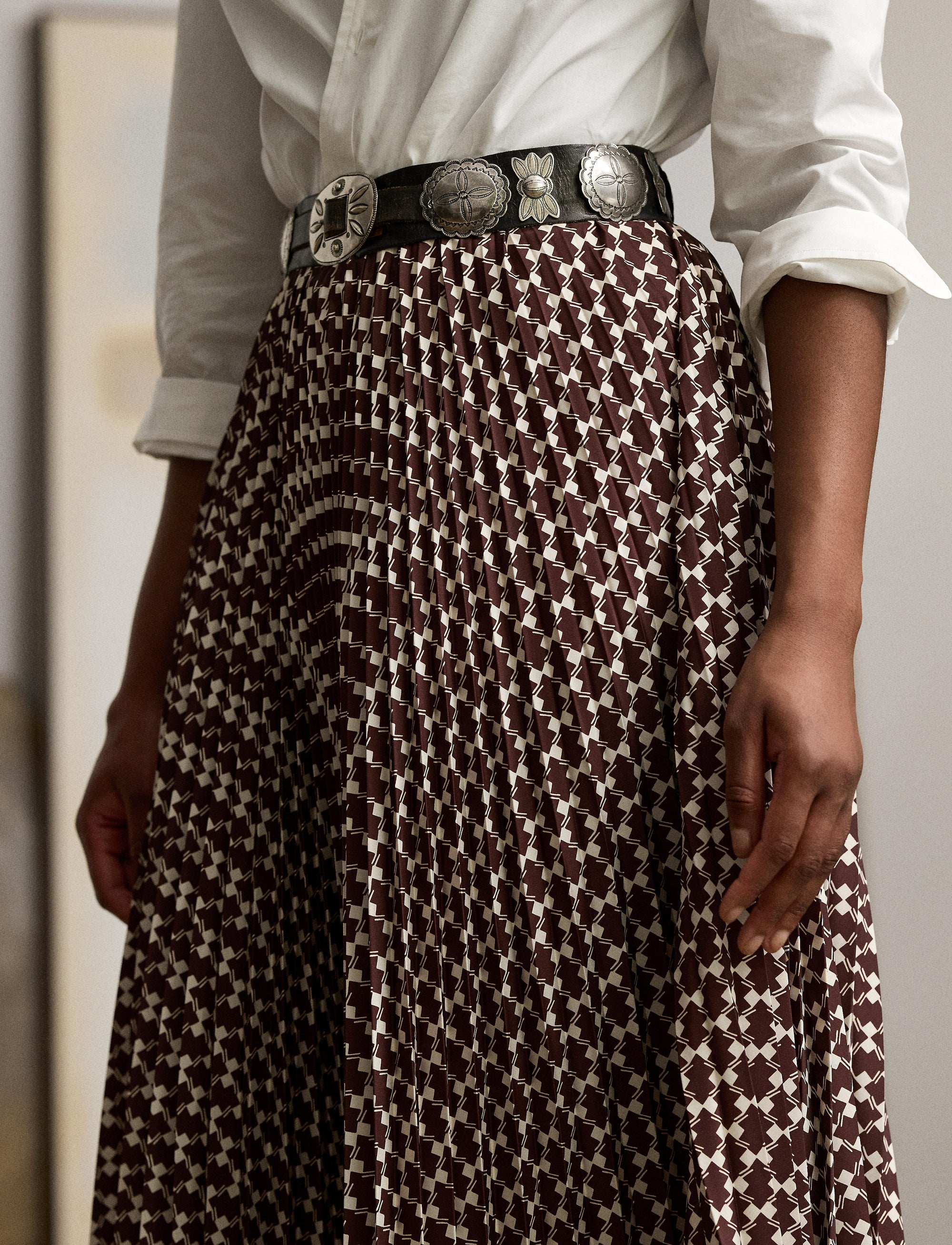 Trivelas pleated skirt with taffeta pattern - Mocha & Lux Cream