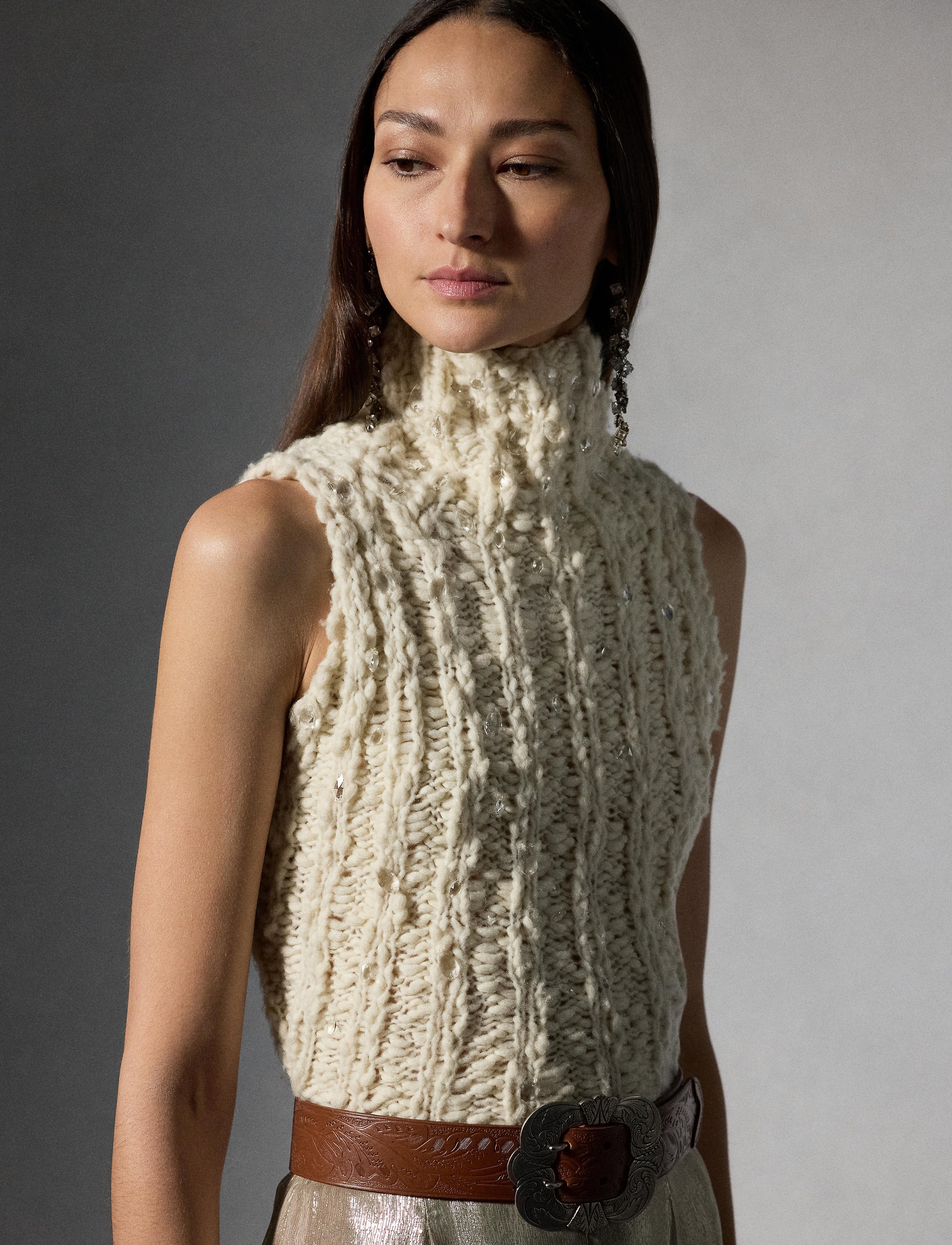 Sleeveless turtleneck jumper in wool - Classic Cream
