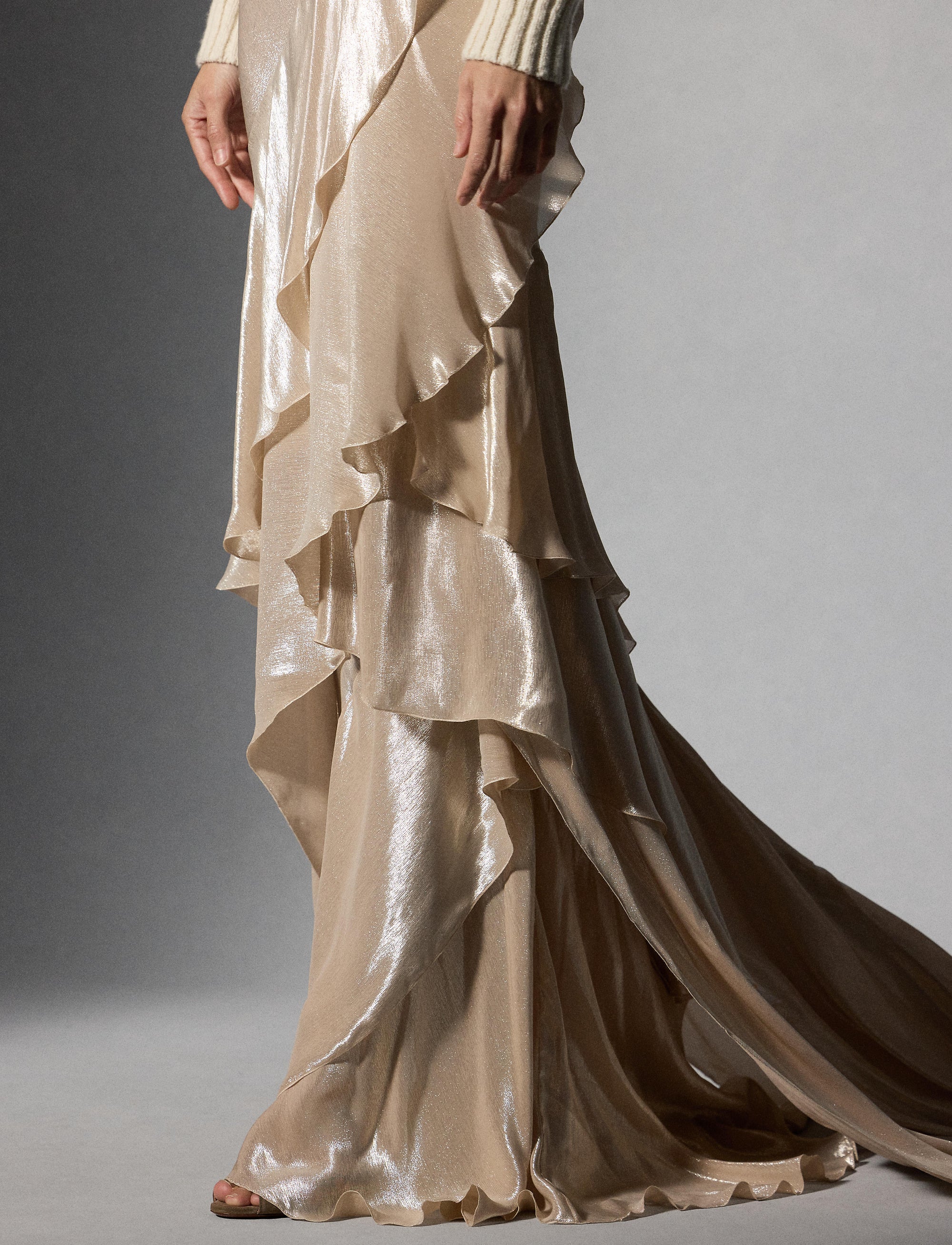 Neeva skirt in silk chiffon - Platinum