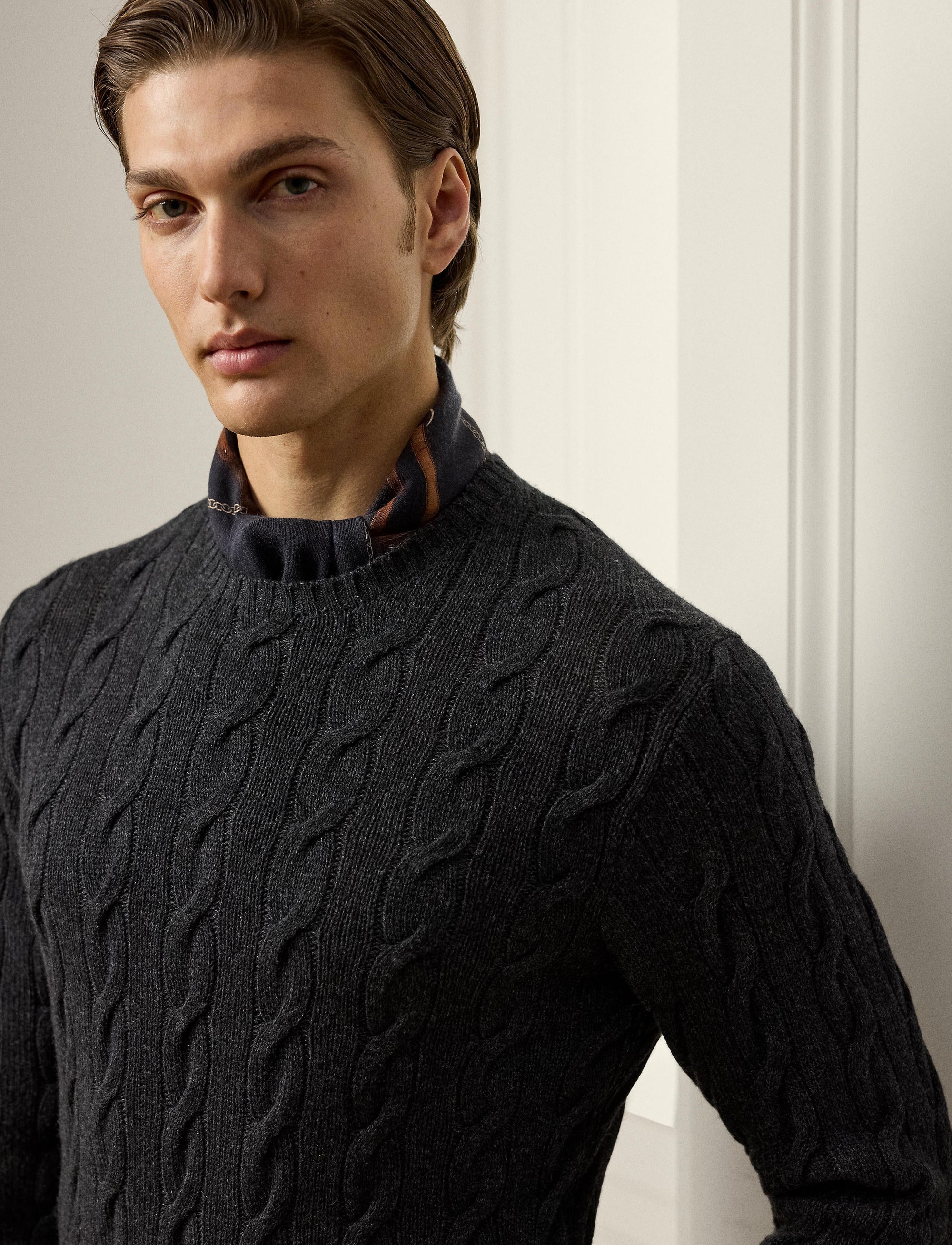 Pull en cachemire torsadé - Dark Charcoal