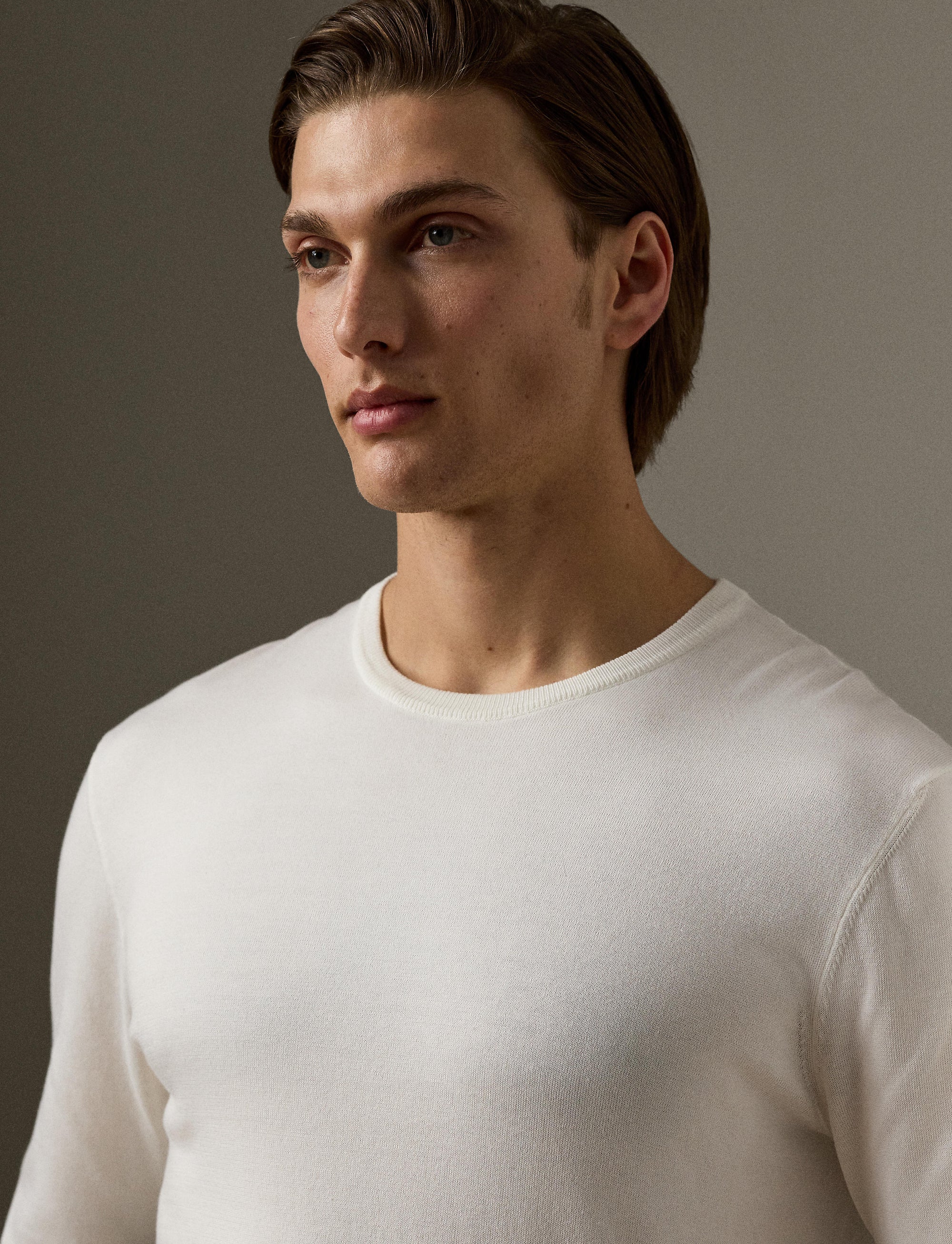 2pcs / NEW // OPTIC WHITE PULLOVER LONG SLEEVE LS CN PO