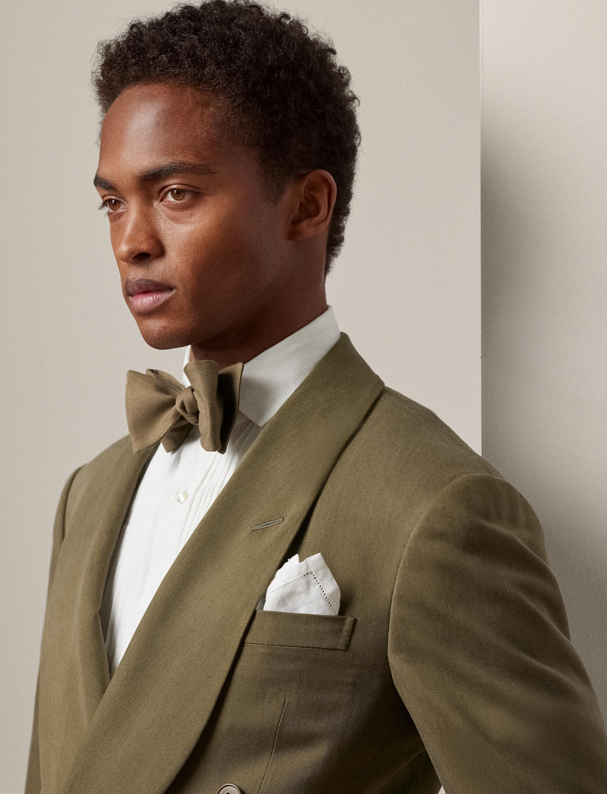 Veste Kent confectionnée main en gabardine de soie - Olive Night