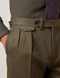 Pantalon Gregory en sergé de laine - Olive