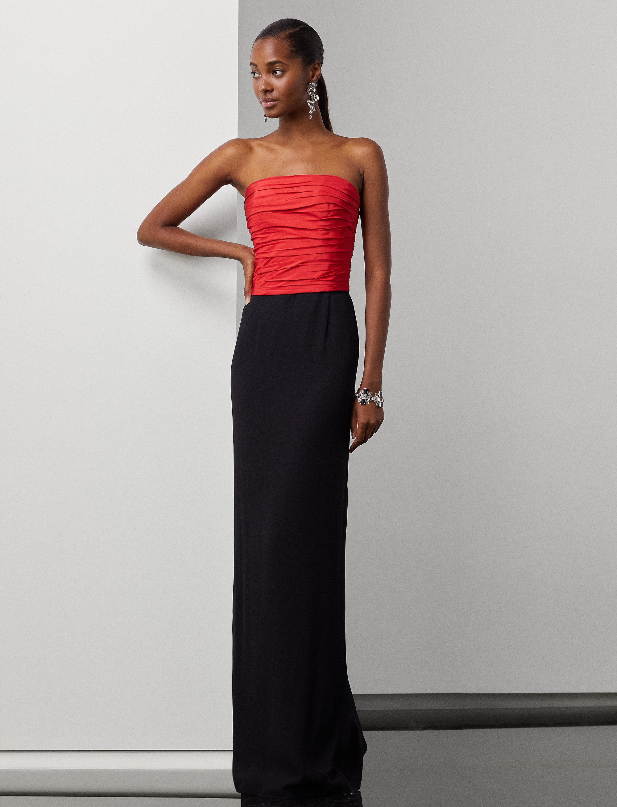 Jupe Shaniya en crêpe satin - Black