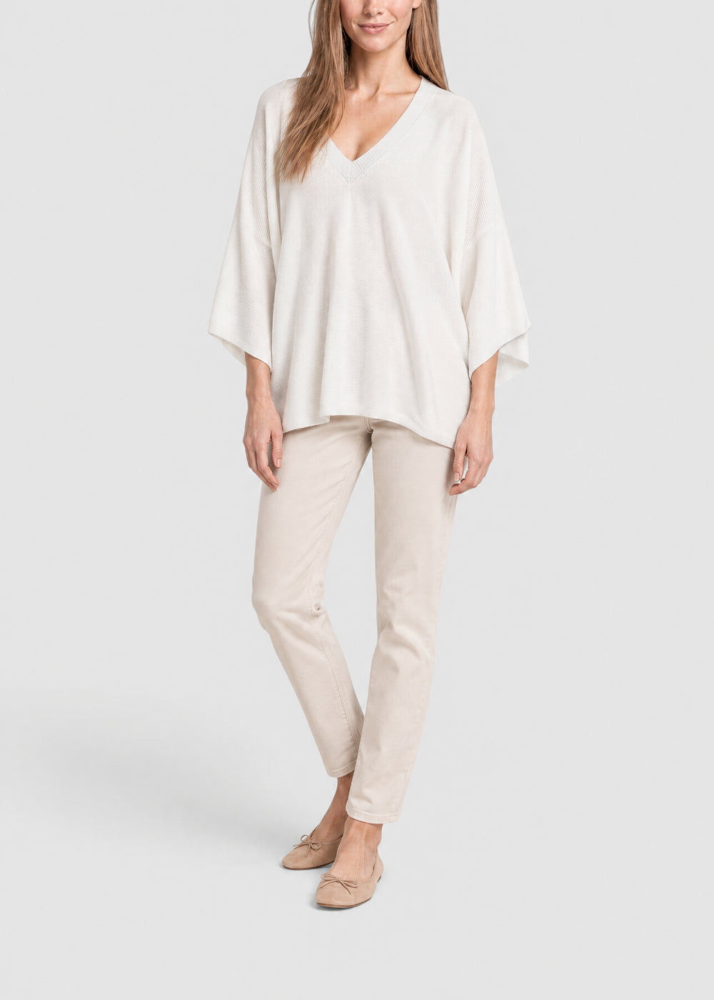 Oversized V-neck linen jumper - Optical White