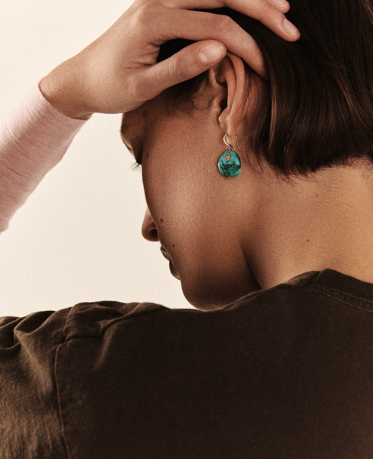 Mono boucle d'oreille Arles en or jaune sertie de diamant - Diamant & Turquoise