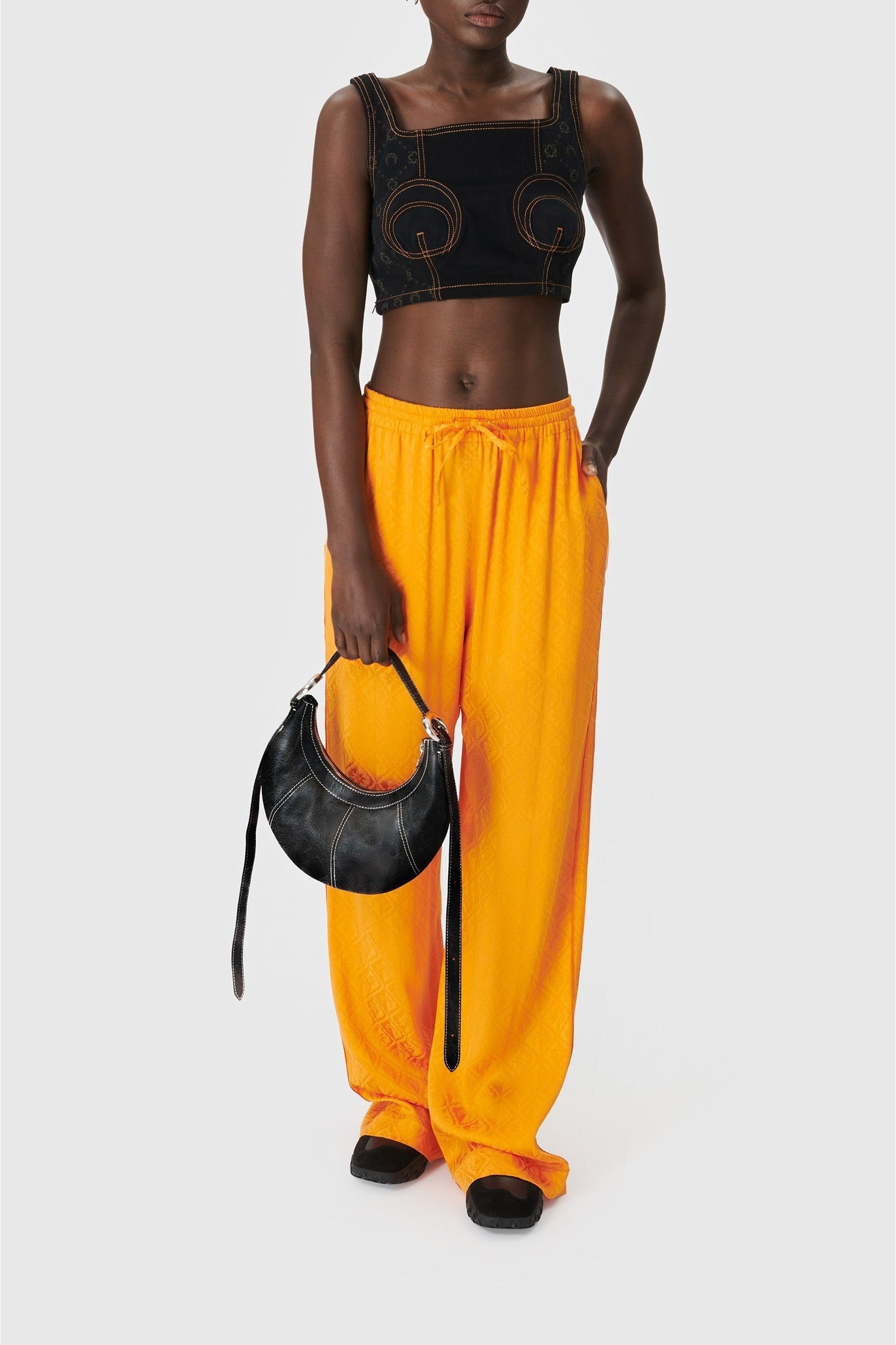 PRIX MARQUE : 170€_Black Top - Black