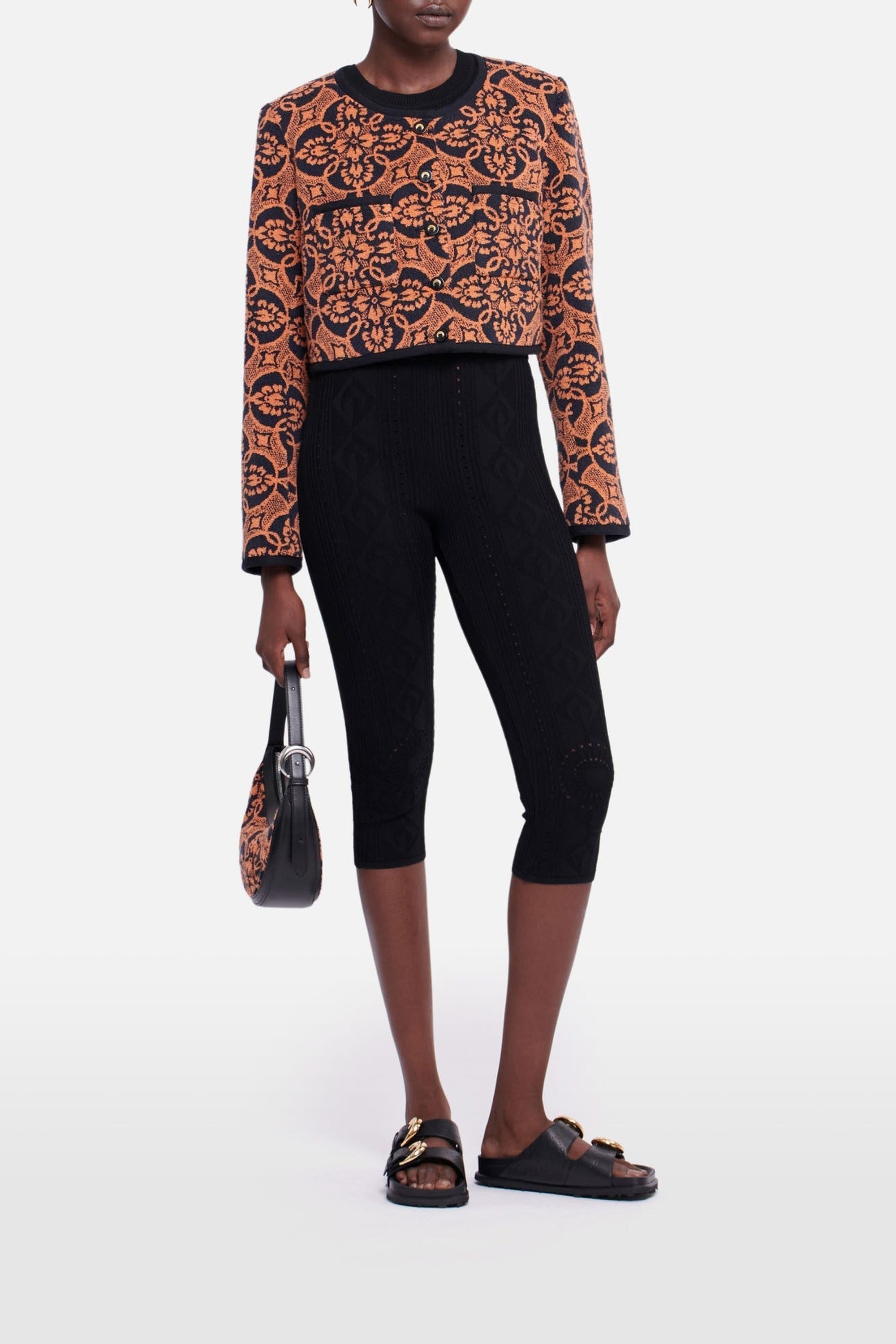 PRIX MARQUE : 75€_Black Short - Black