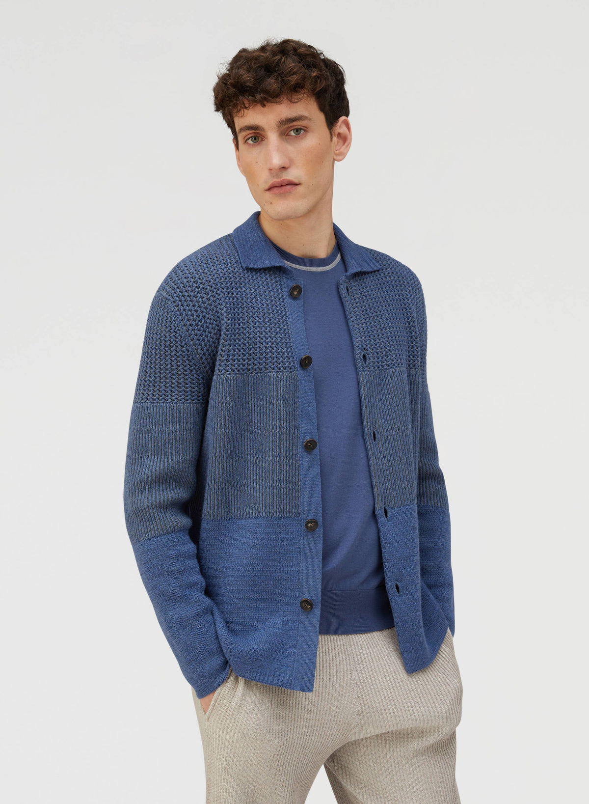 AVIO KNITTED OVERSHIRT