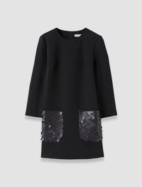 Black Robe - Black
