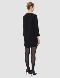 Black Robe - Black