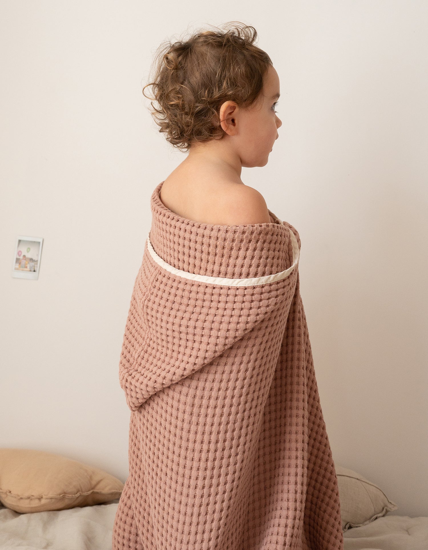 Cape de bain enfant en coton nid d'abeille - Vieux Rose