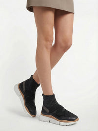BASEPLUS_Black SNEAKERS - Black