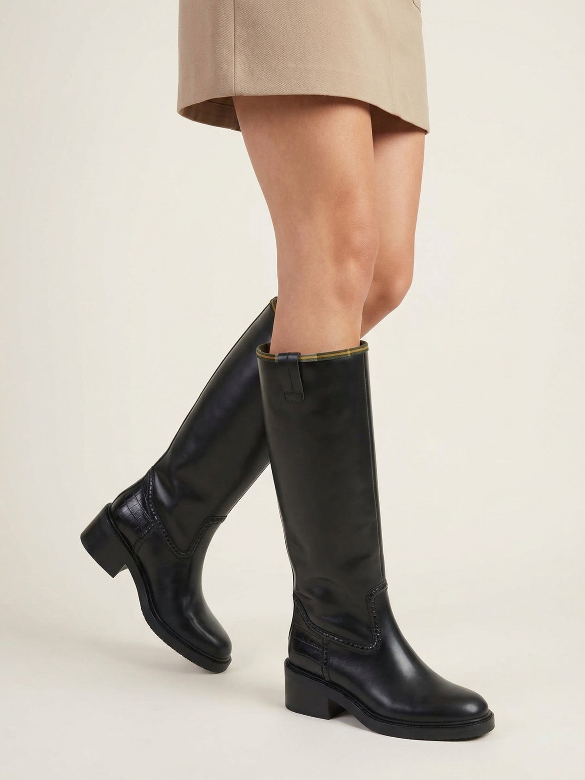 Black BOOTS - Black