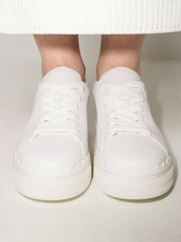 White SNEAKERS - White